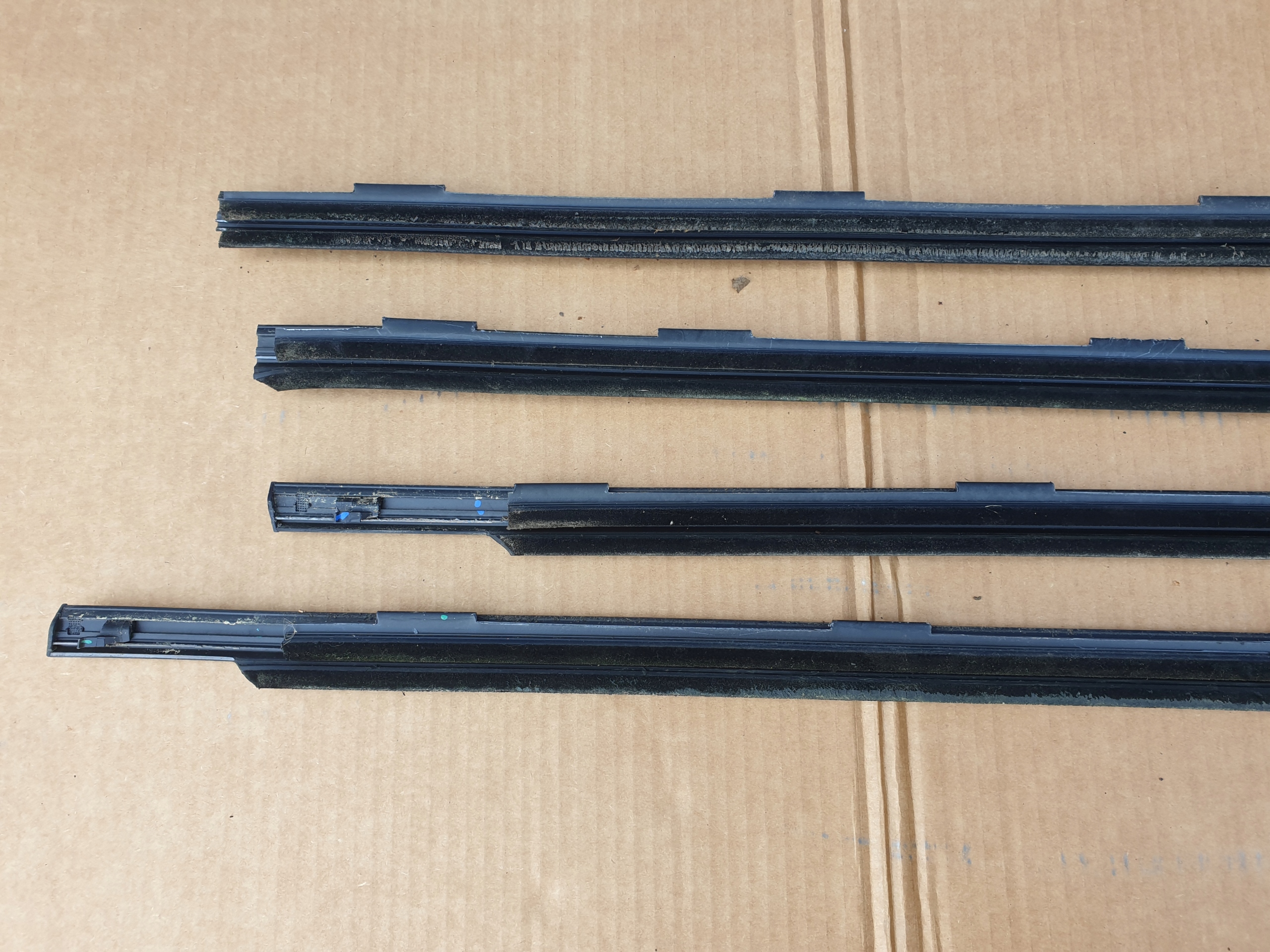 moulding dust door FIAT PANDA III 2012