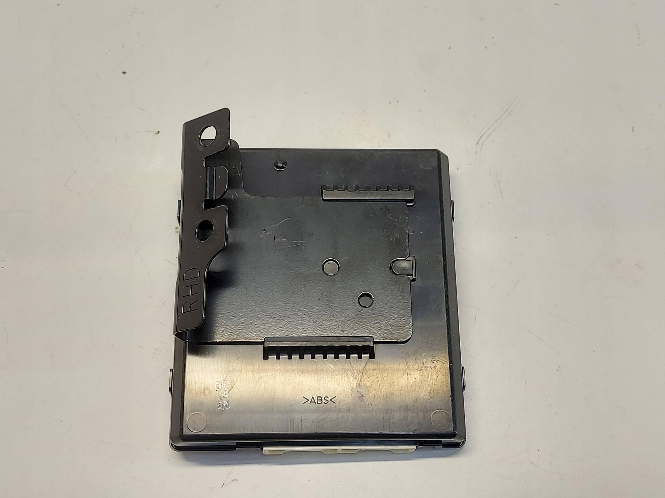 SUBARU Forester V SK LIFT module control unit Keyless 88801SJ261