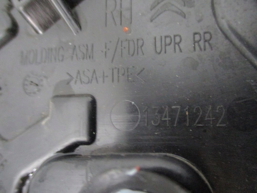 Trojkat Aile CITROEN C3 AIR 13471241 13471242