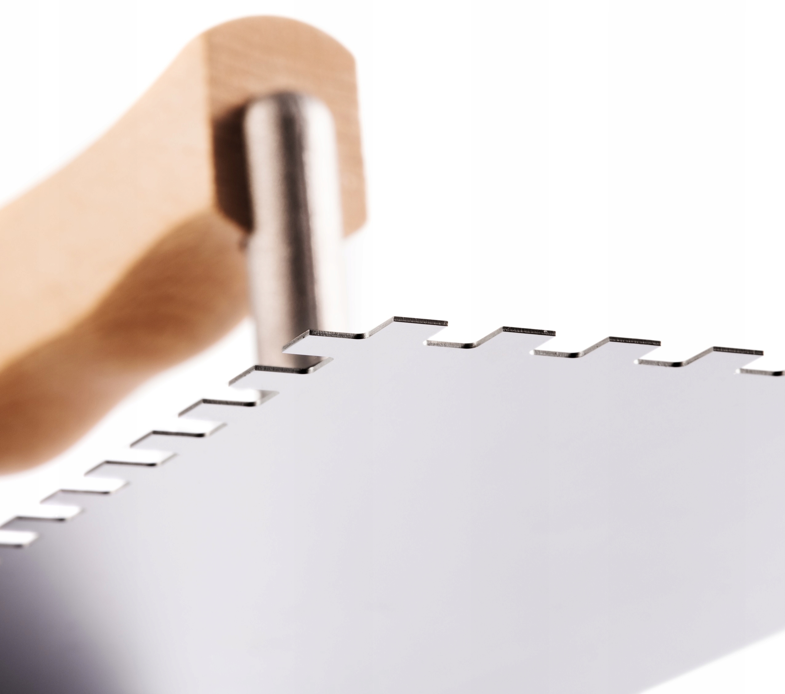 COMENSAL Paca zębata do kleju do płytek stal 6x6 Szerokość 128 mm