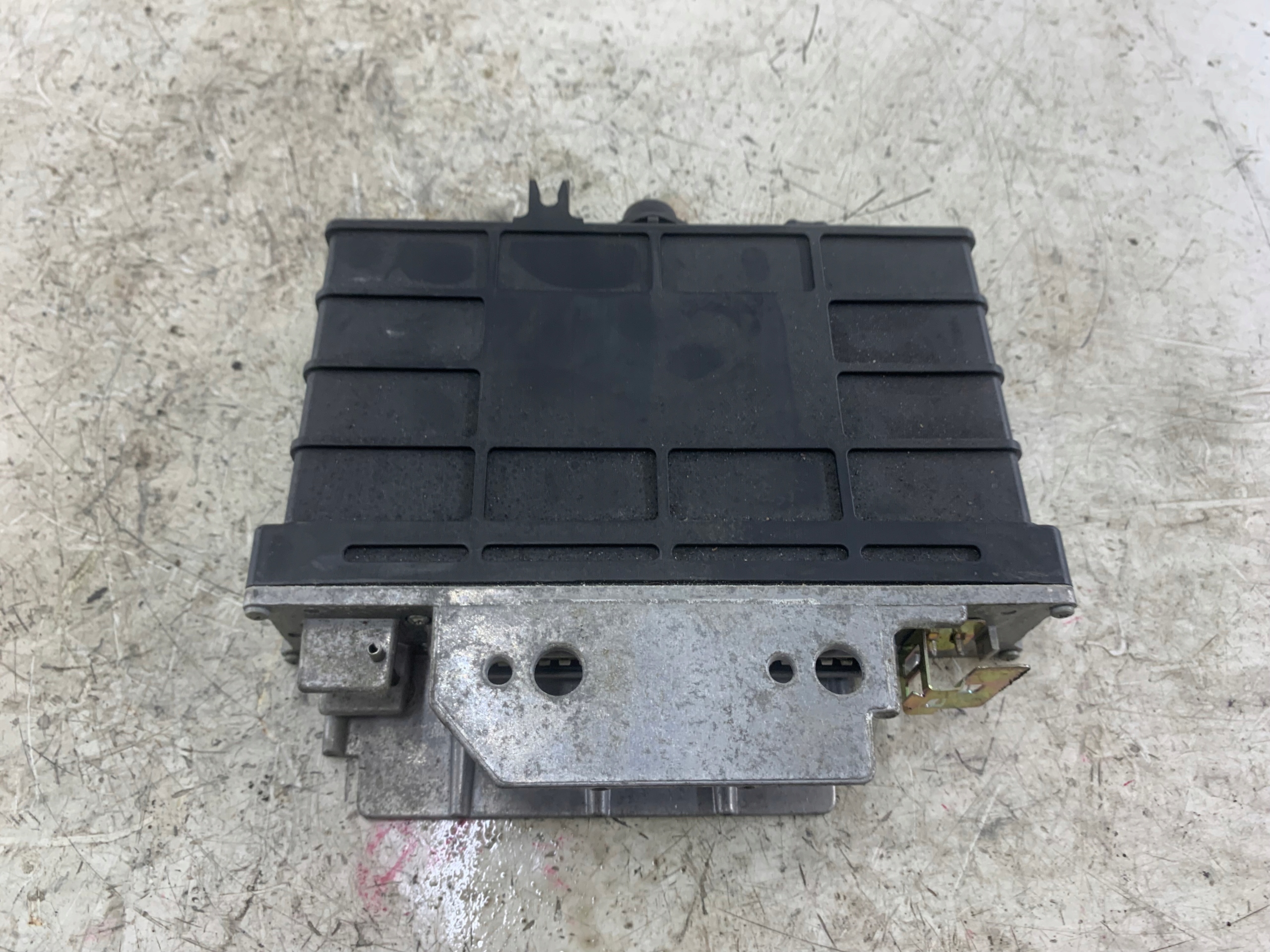 VW GOLF 3 III 1.8 control unit of the engine 096927731