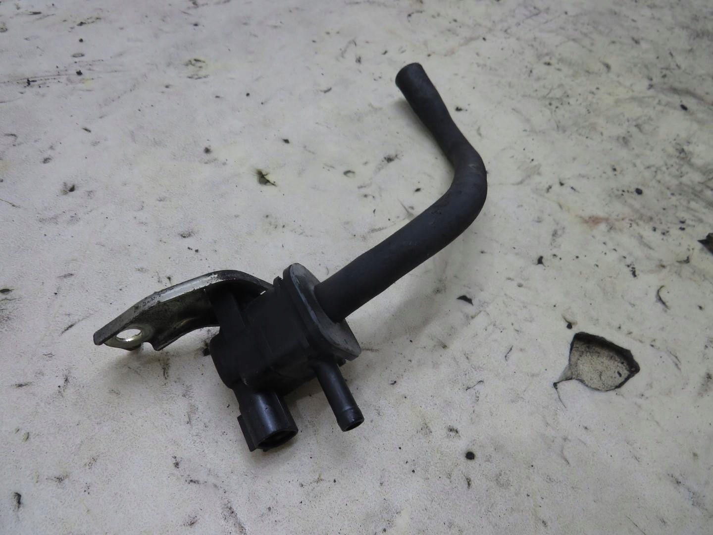 клапан давления PRIUS 3 III