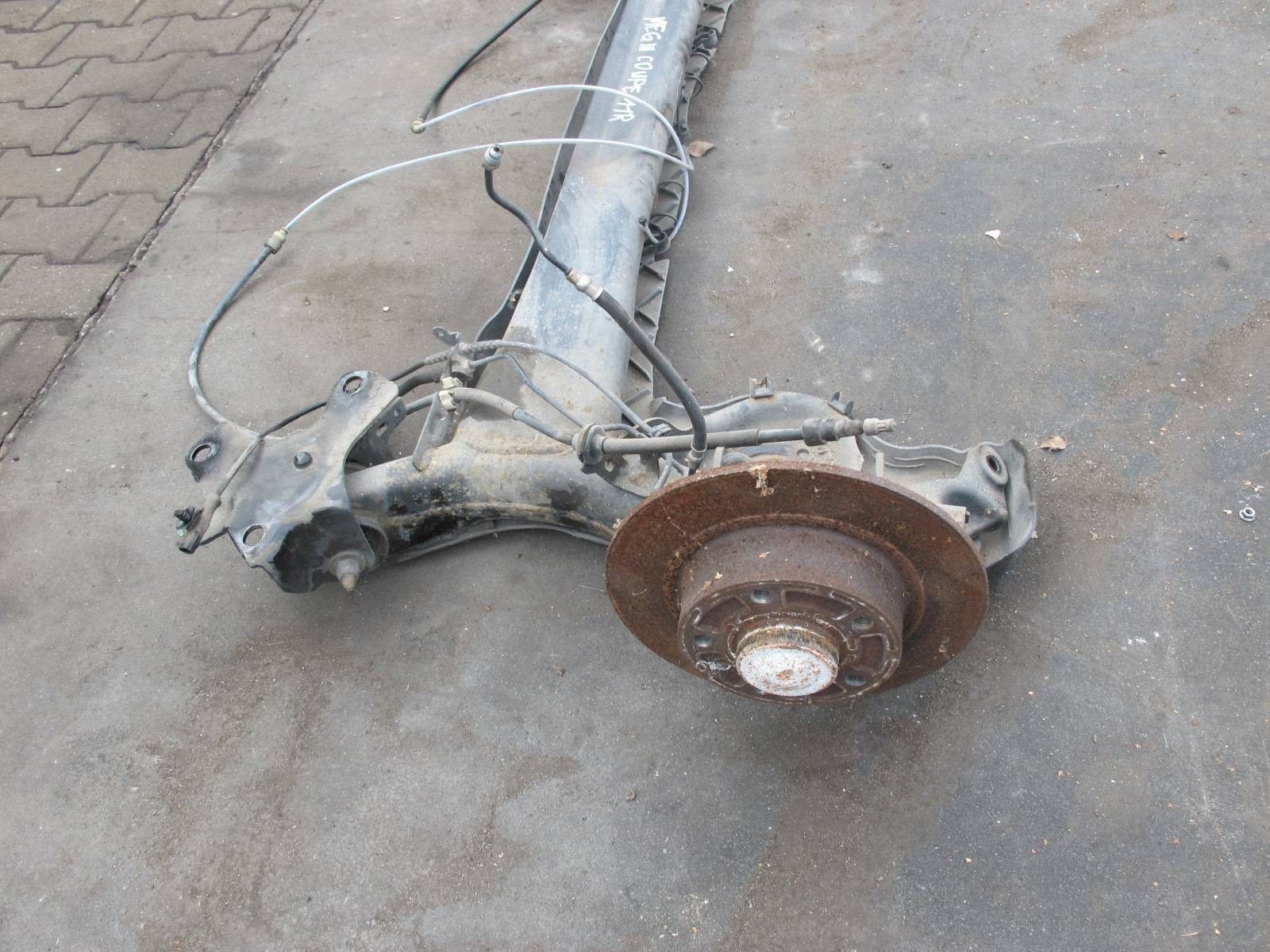 RENAULT MEGANE III 3 COUPE achse achsträger heck hinten