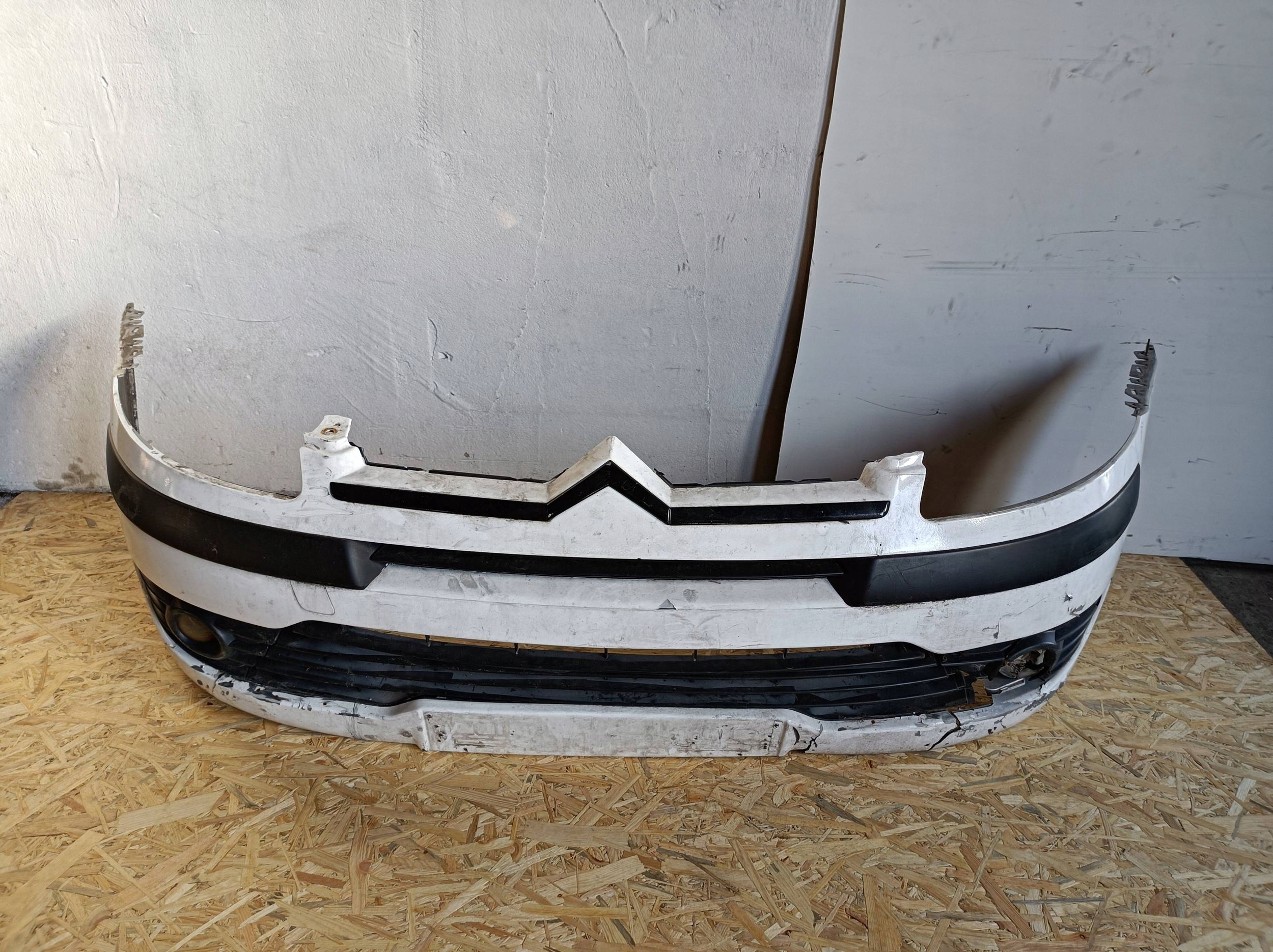 front bumper Citroen C4 and Coupe 2004-2010 pekniety
