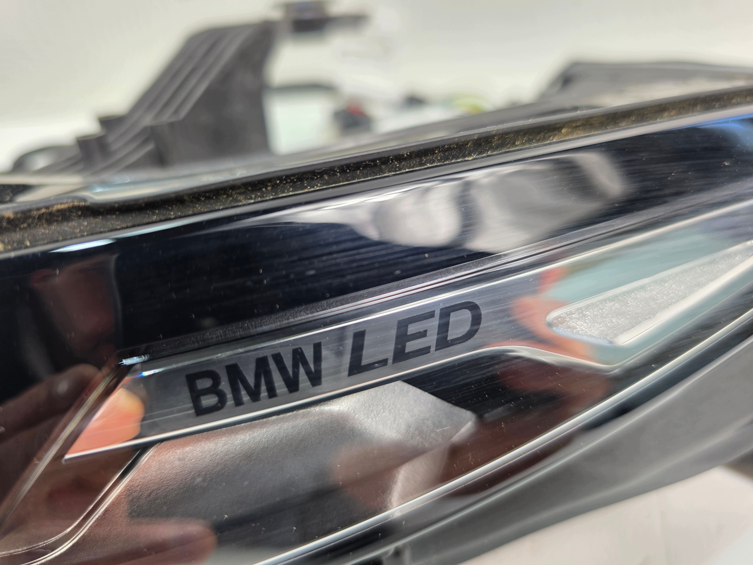 lights front upper DRL BMW X7 G07 LCI 9880594 9880593