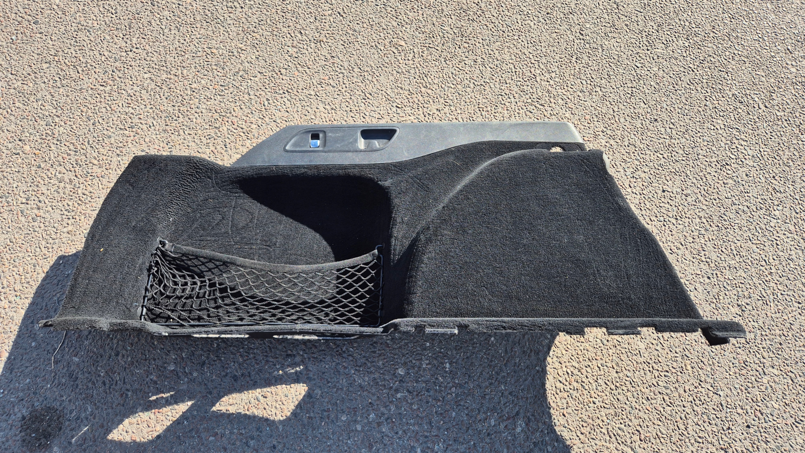 boot upholstery left 2136907103 MERCEDES W213 KOMBI BDB!!