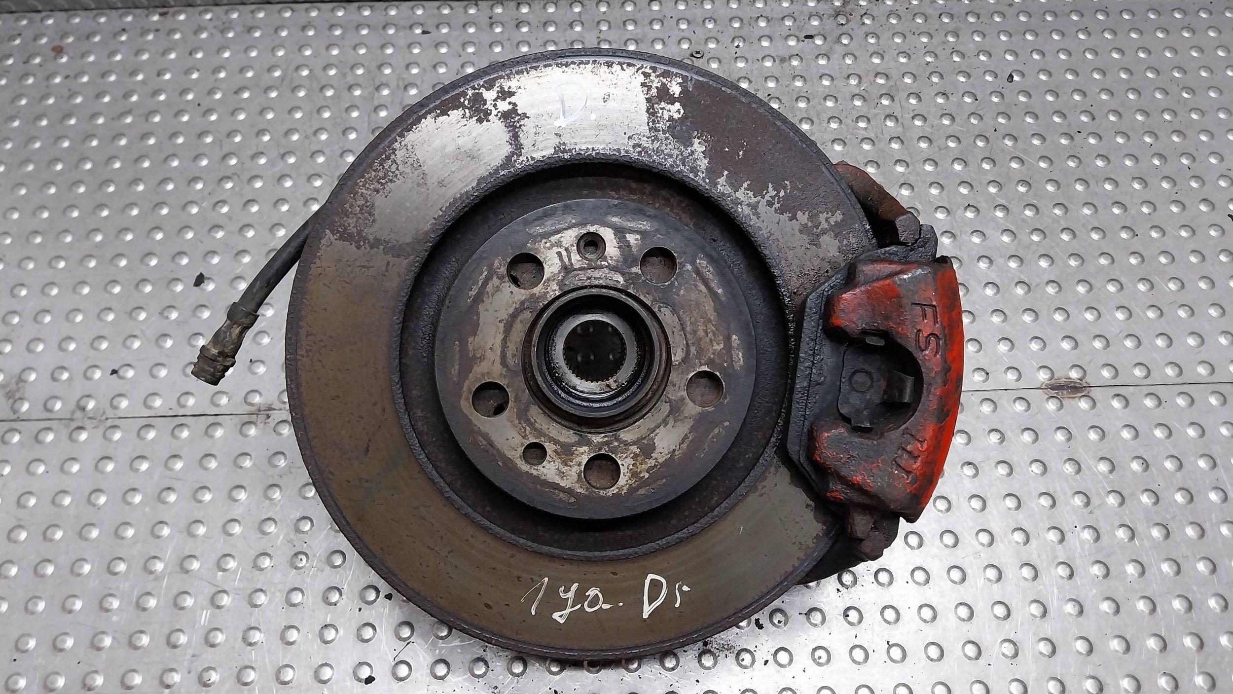 Mozzo FUSELLO Destra Anteriore 1J0407256AJ VW GOLF IV A3 8L OCTAVIA e LEON e 1.9TDI