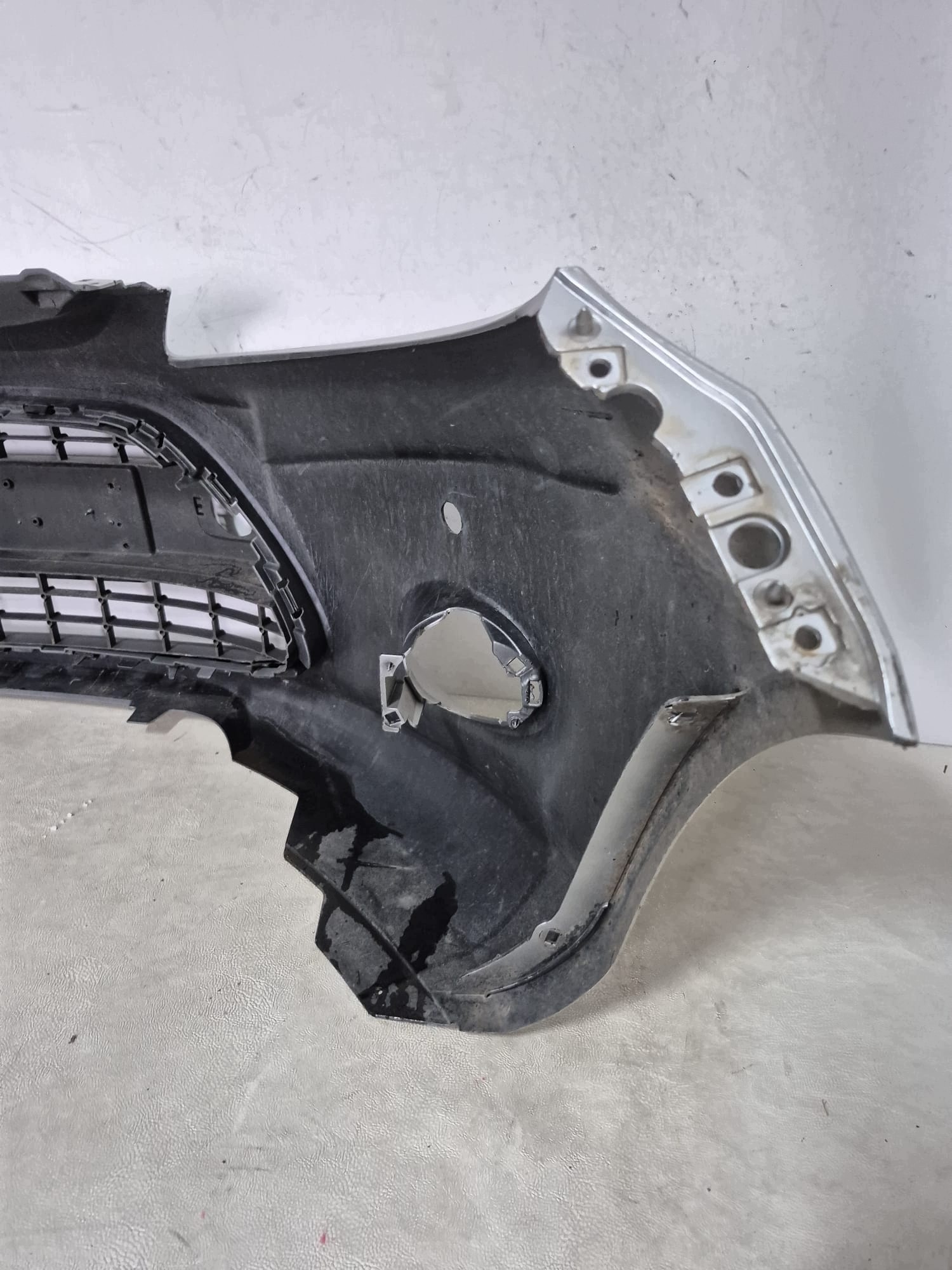 FORD FIESTA VII 7 MK7 08-12 bumper front front PDC