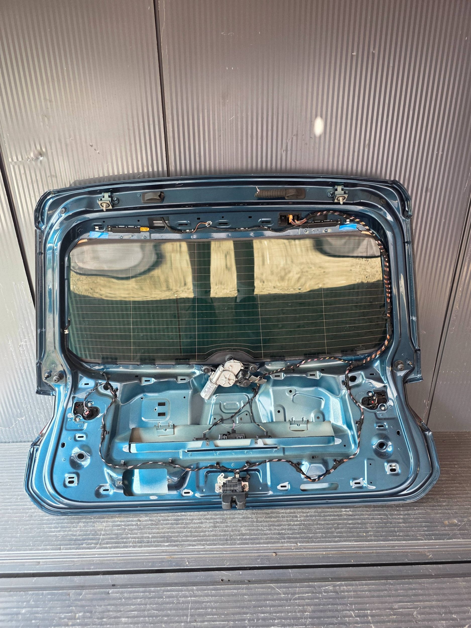VW TIGUAN II LIFT boot doors complete dismantling