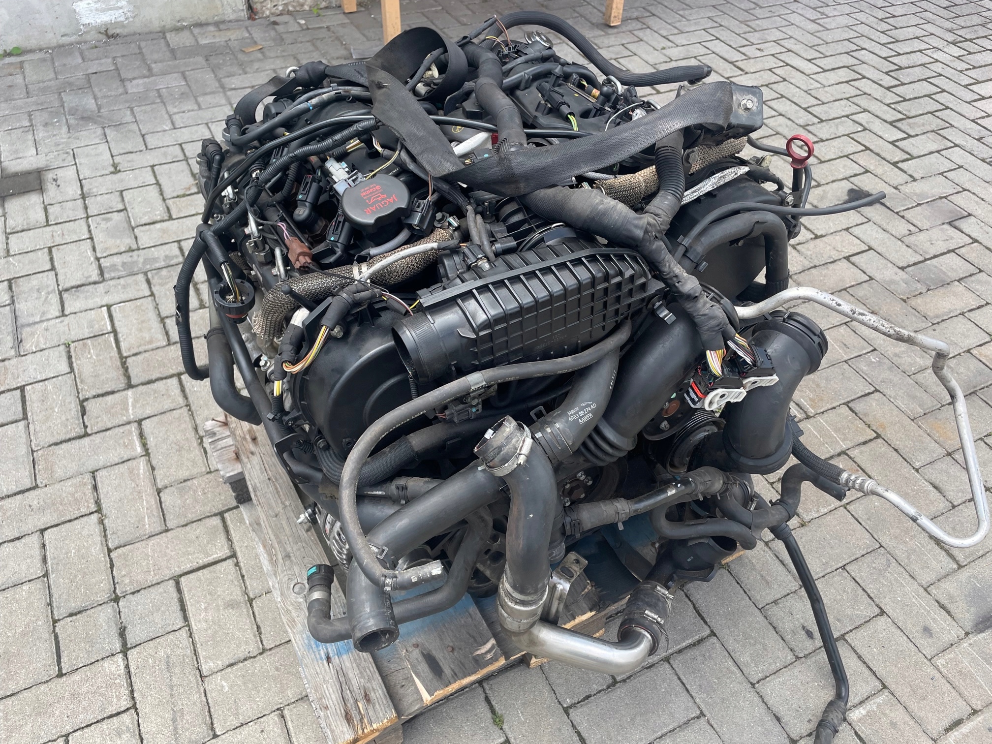 engine Jaguar XF XJ Range Rover 2.7 TDV6 complete