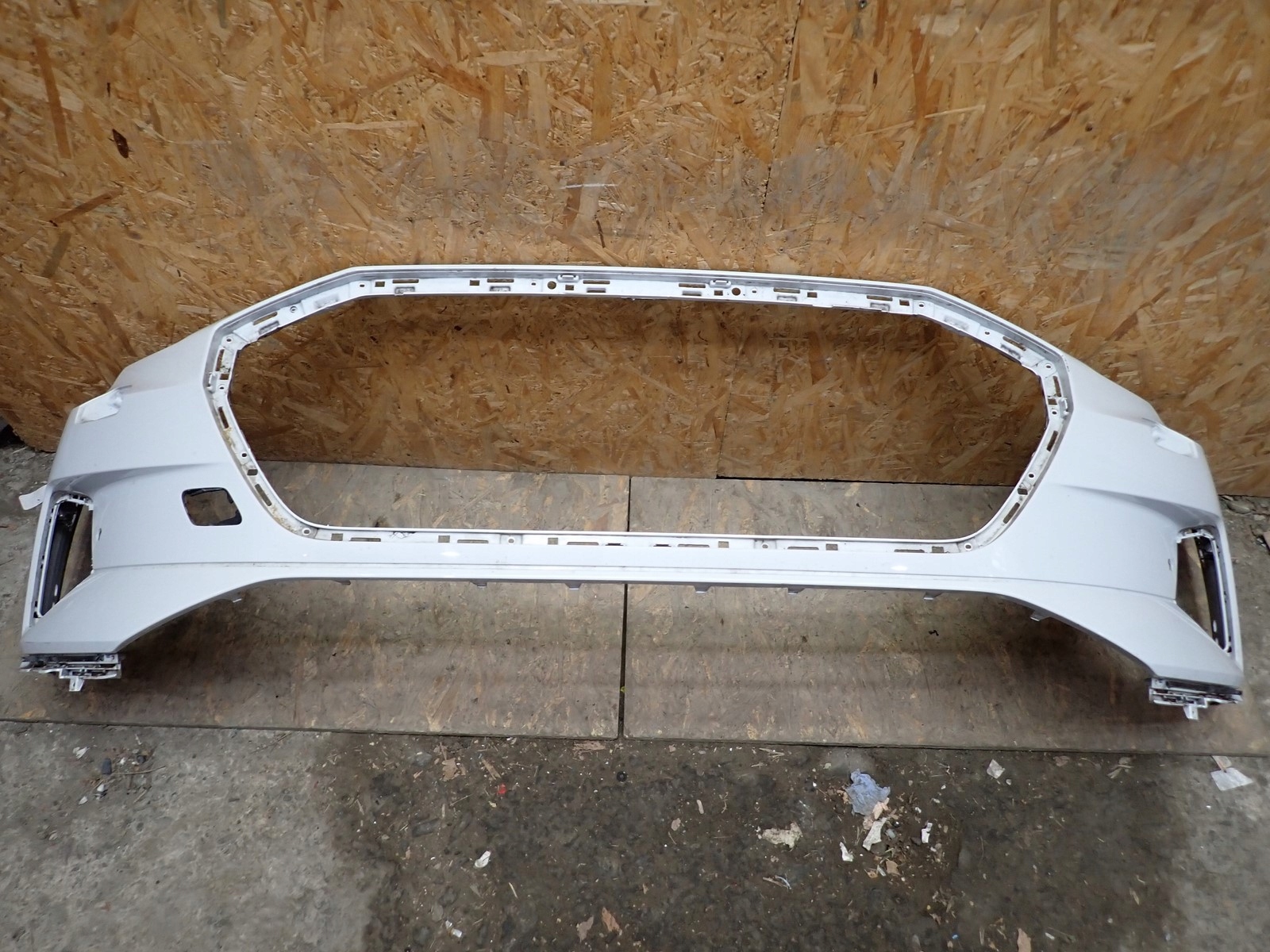 bumper front front AUDI E TRON 4KE GEN GEA 2019