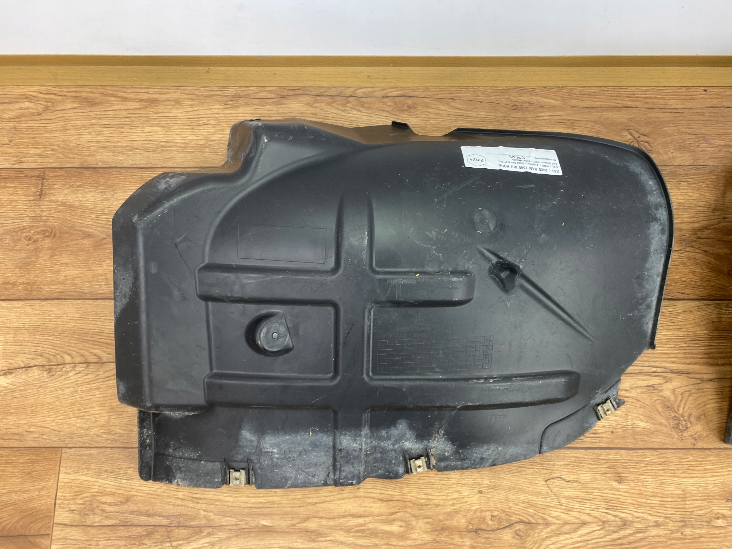 mudguard rear. right Dodge Ram 1500 2019+ USA