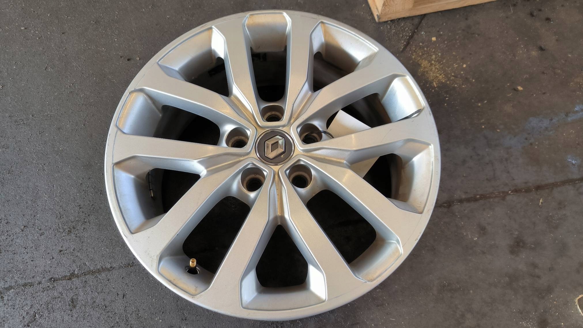 disk hliníkový 17'' 5X114.3 403008177R RENAULT KADJAR
