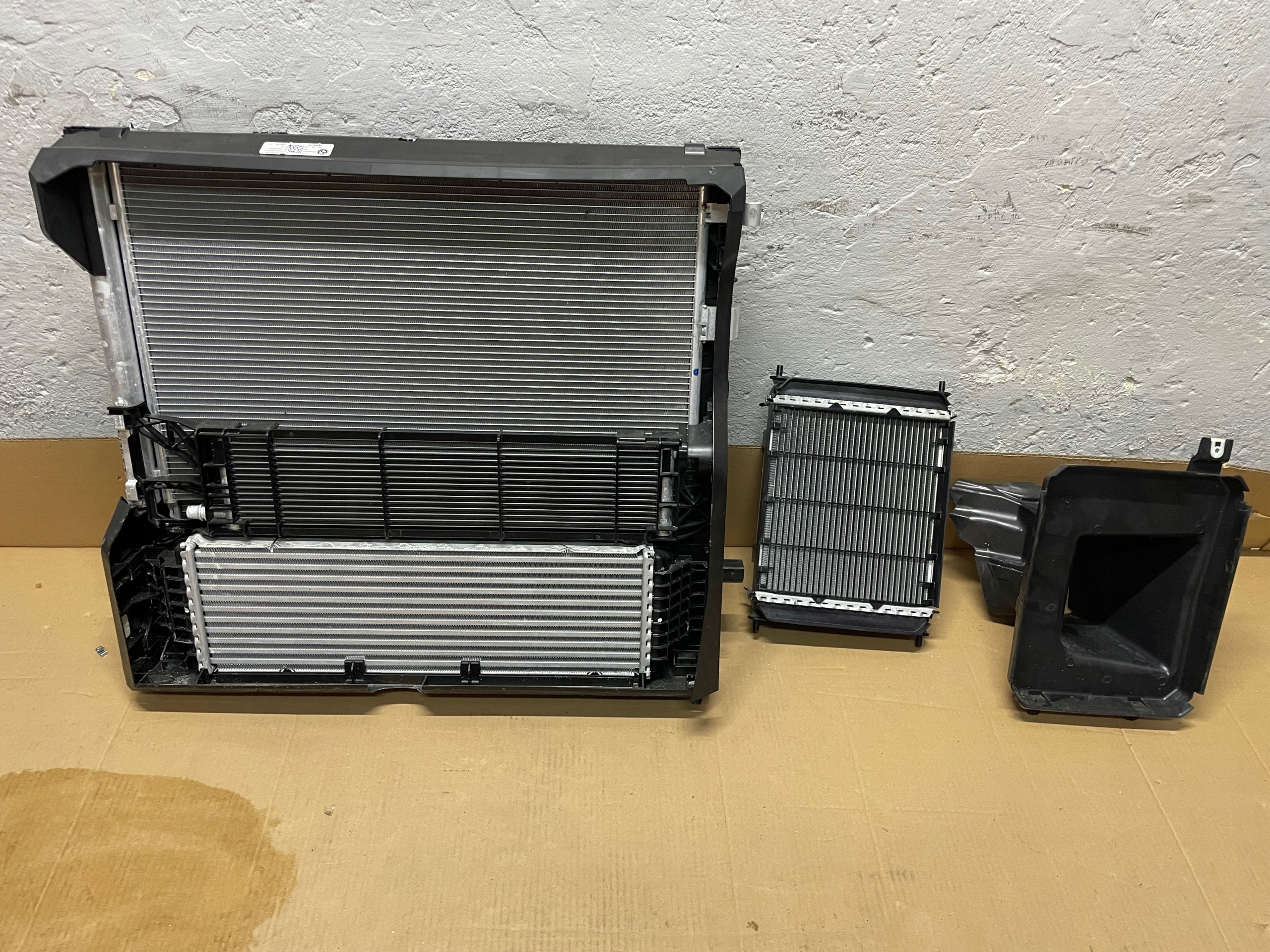 support panel for radiators radiator KOMPLET BMW X7 G07 LCI 3.0D 40D IDEAL