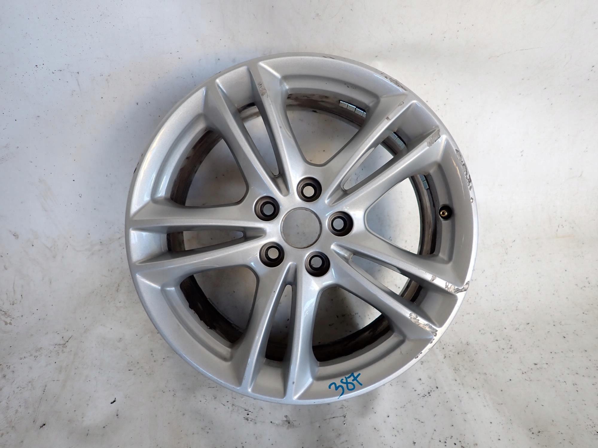 FORD DS7C-1007-S2A 7.5Jx17H2 ET55 17" disk hliníkový