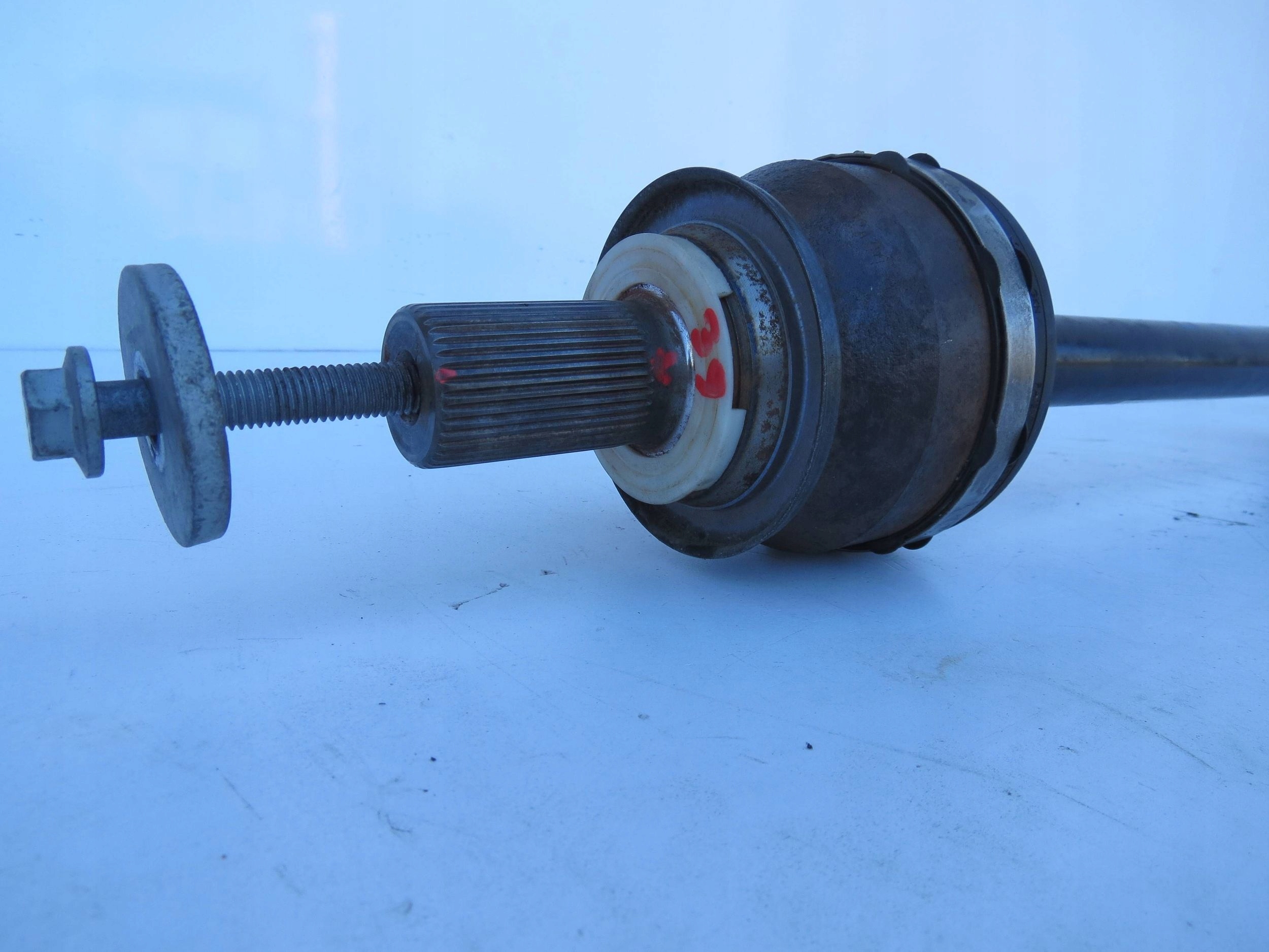 semi-axis left rear part VOLVO V90 T8 HYBRYDA 31367203