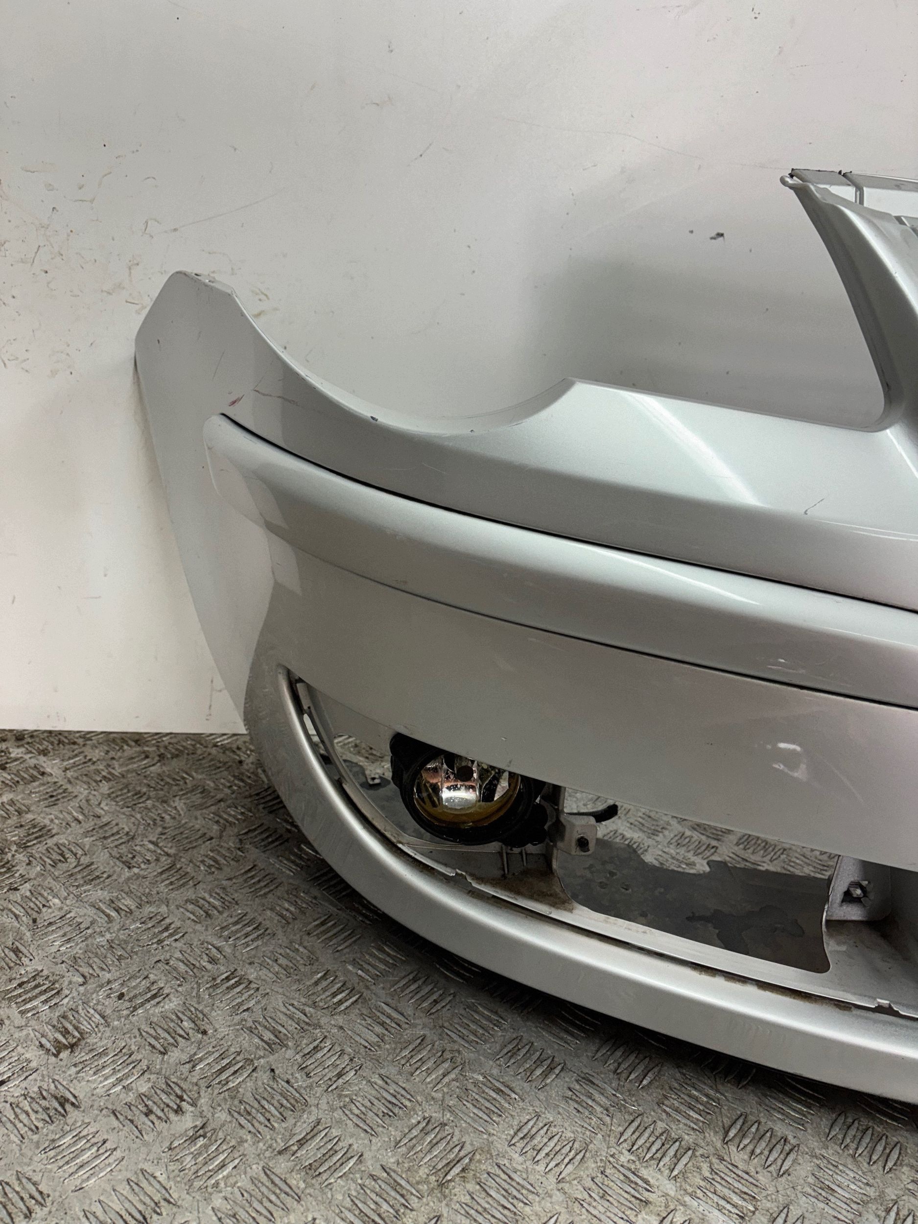 nárazník předek přední VW POLO LIFT 05