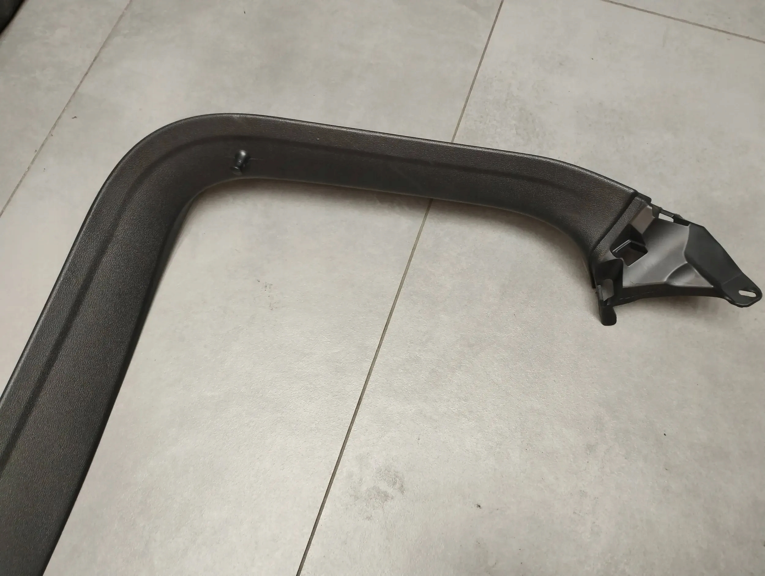 Audi A1 8X cover bonnet rear part 8X3867973