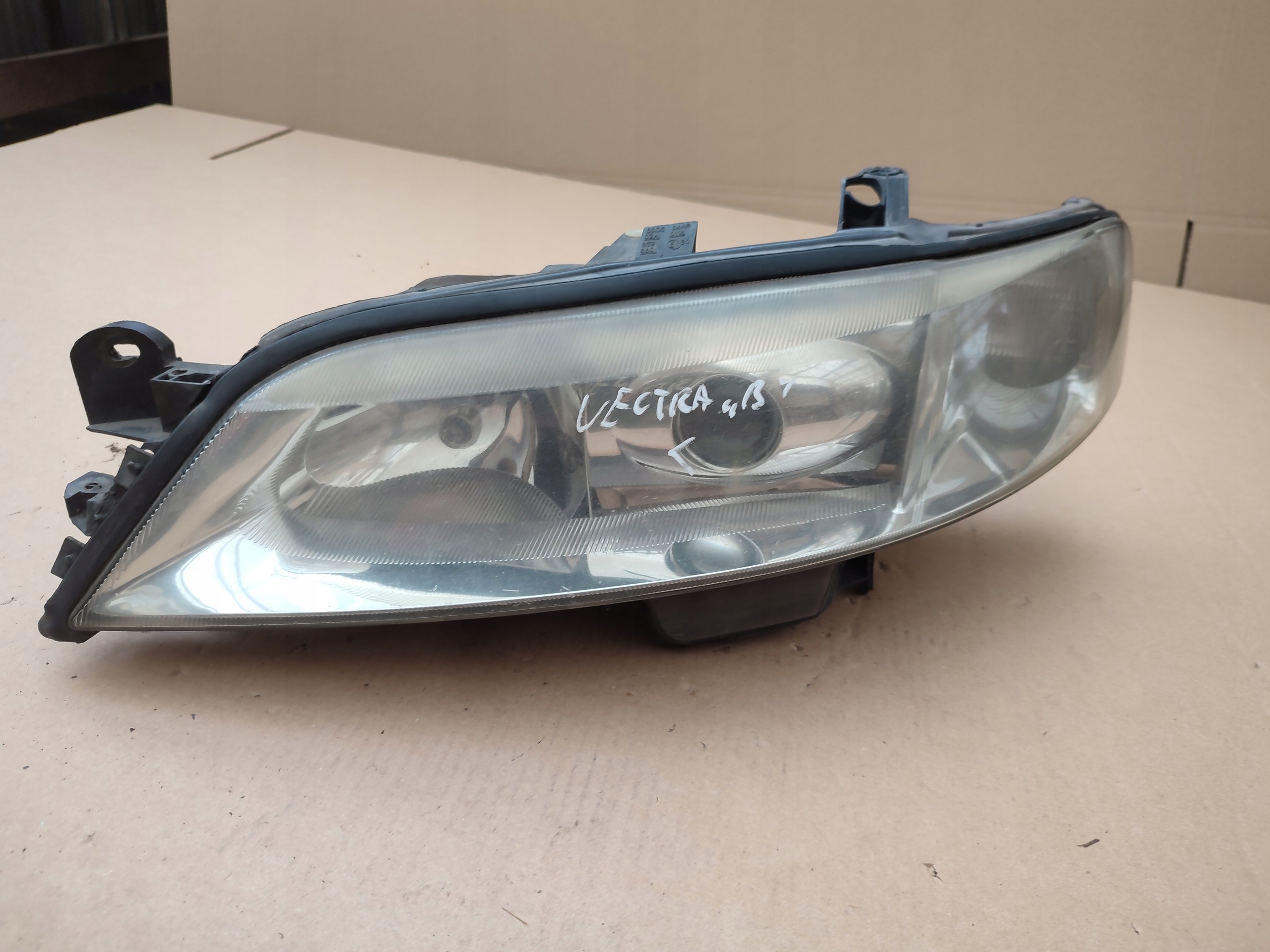 REFLEKTOR light left front front left Opel Vectra B 1305235492