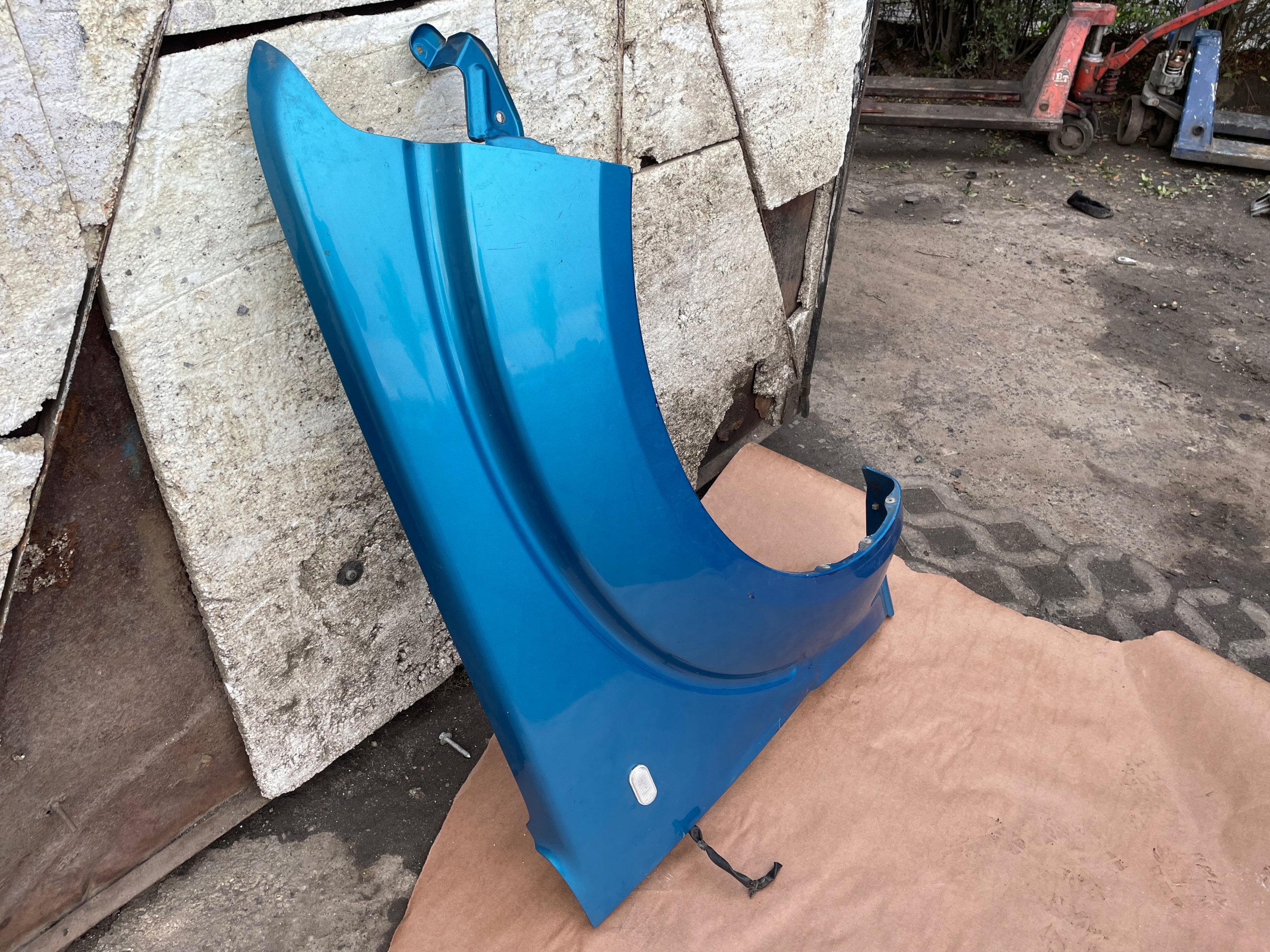 NISSAN NAVARA D40 05-10 fender right front