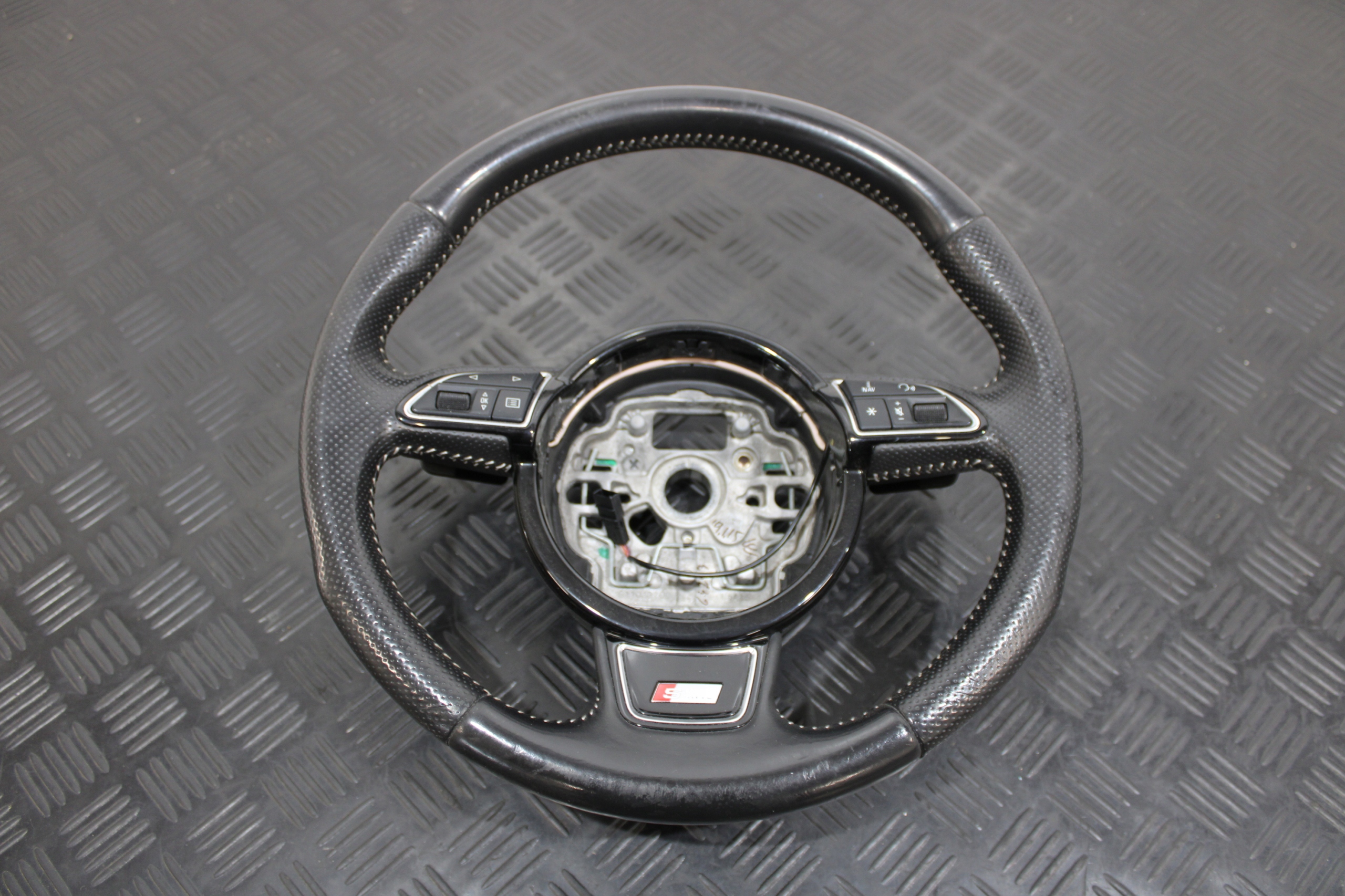 steering wheel, MULTIFUNKCJA with shifting AUDI A6 C7 4G0 4G9 LIFT S-LINE