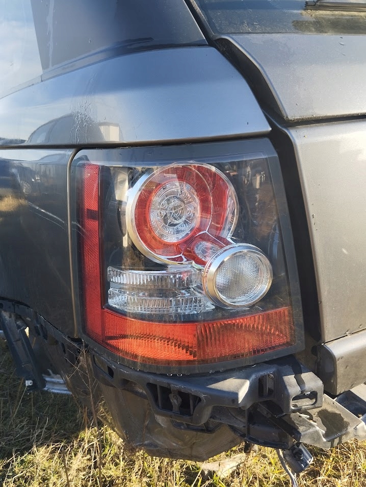 RANGE ROVER SPORT L320 LIFT LAMPA TYLNA LEWA Europa
