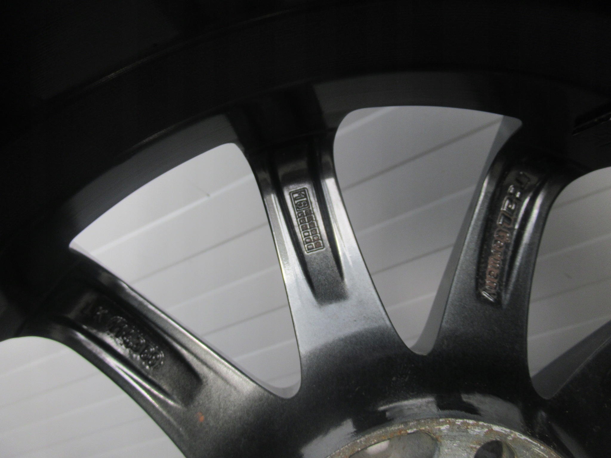 ALU+OPONY WIELOSEZON R16 SUZUKI SWIFT SPORT Rozstaw śrub 5x114.3