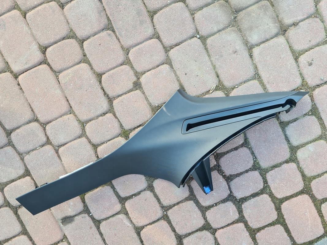 plastic pillar boot Opel Insignia B 39157785