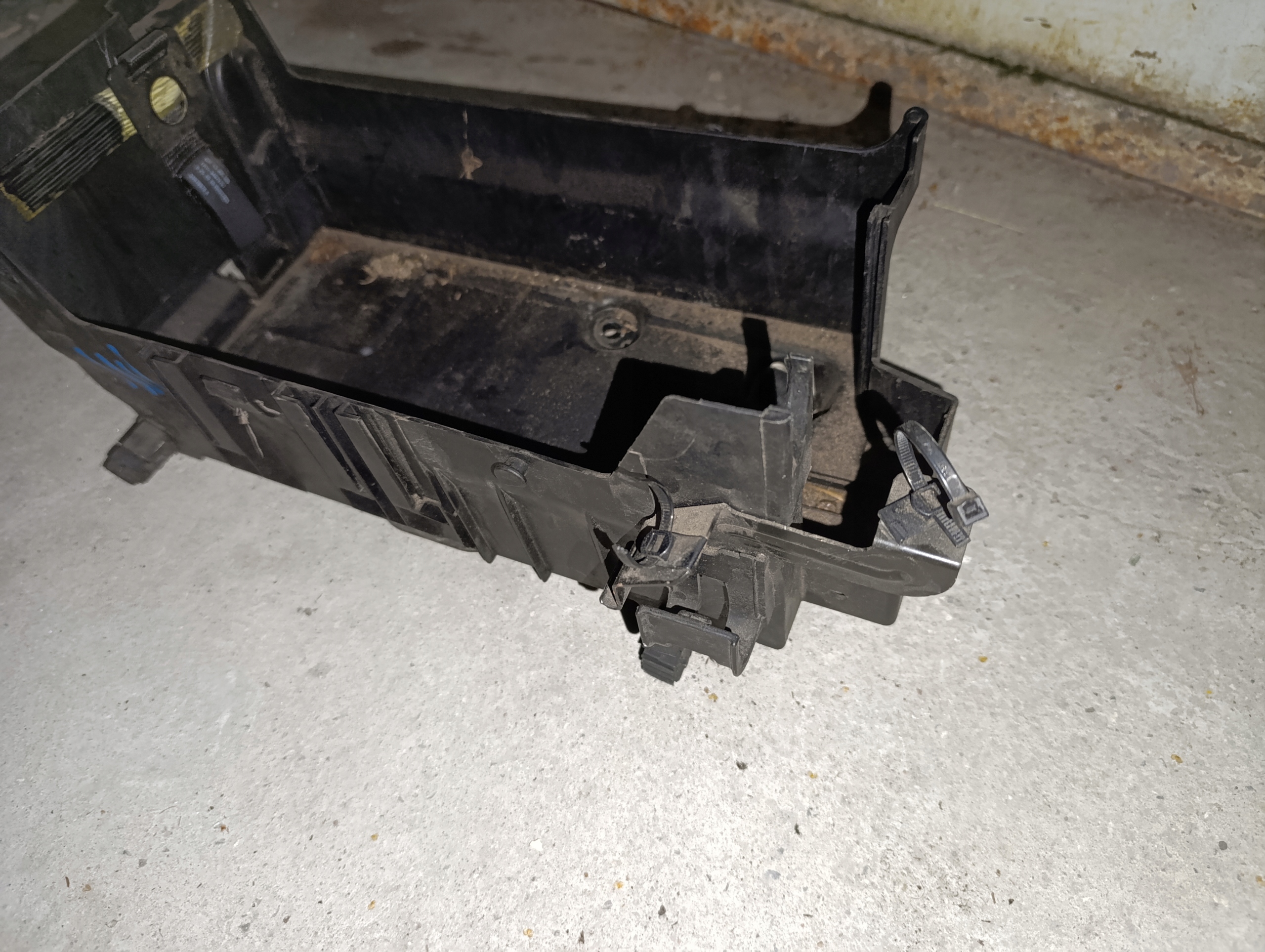 Porta per batteria OPEL INSIGNIA A 13330951