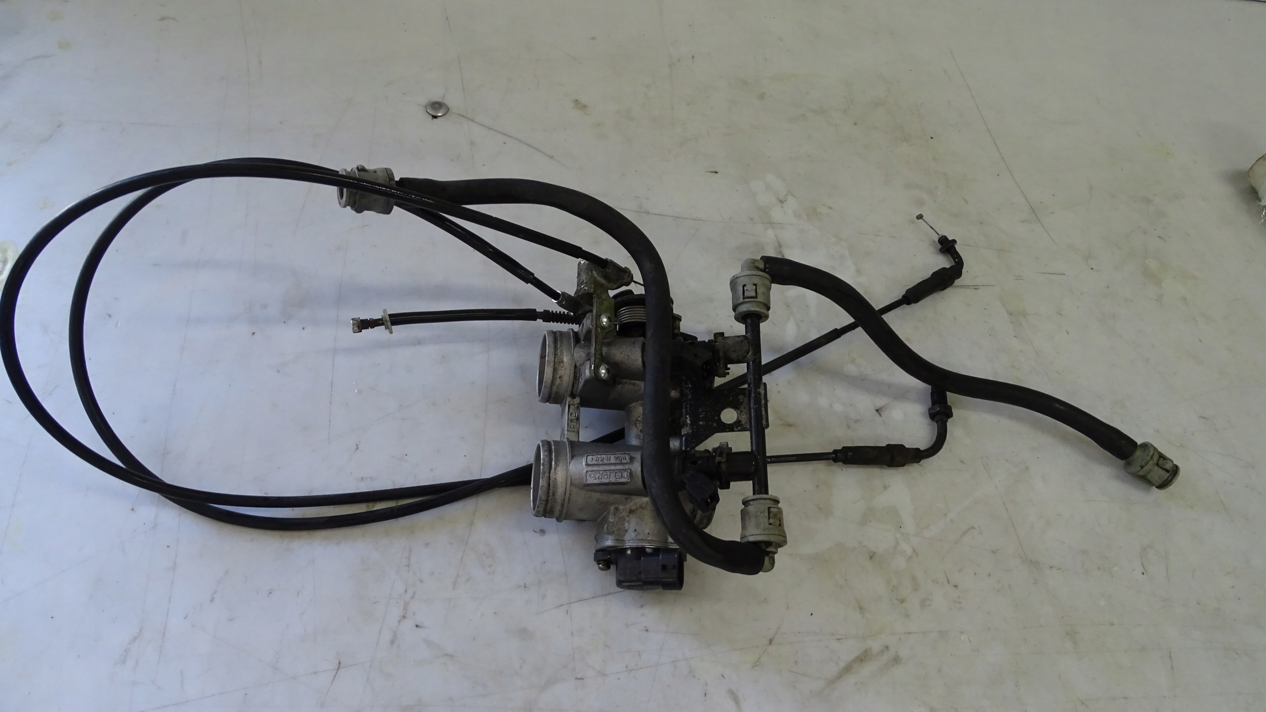 Aprilia Pegaso 650 дроселі уприскування TPS