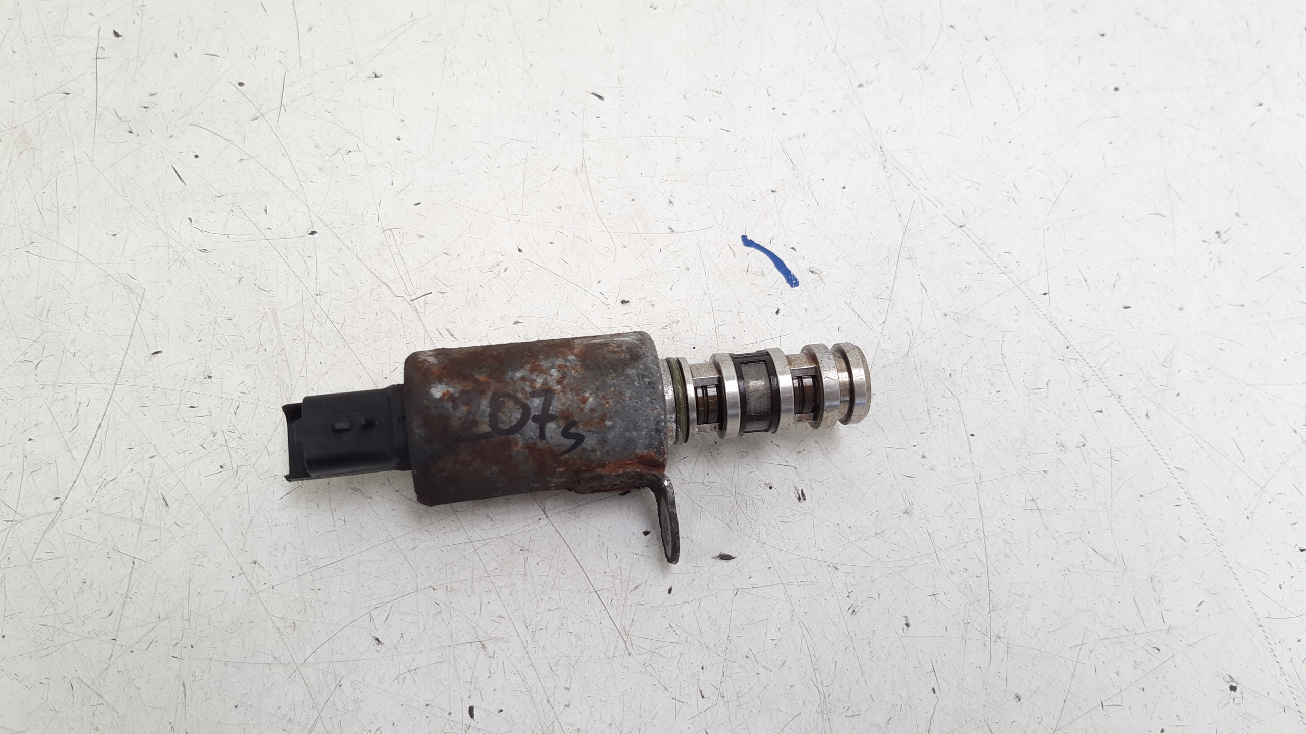 camshaft position sensor V756665280 Peugeot 207