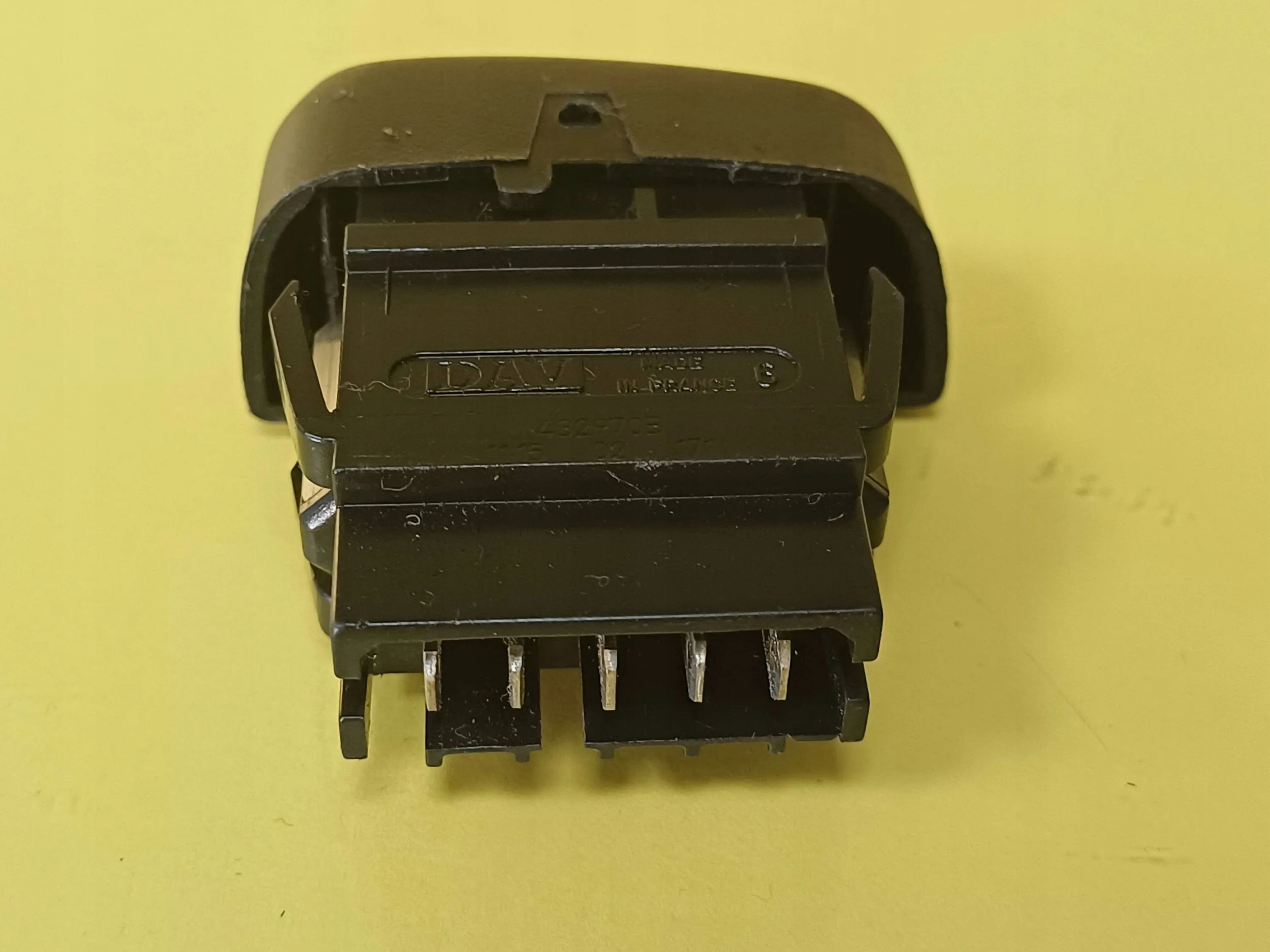 switch of a lock central DAV RENAULT SCENIC 432970B