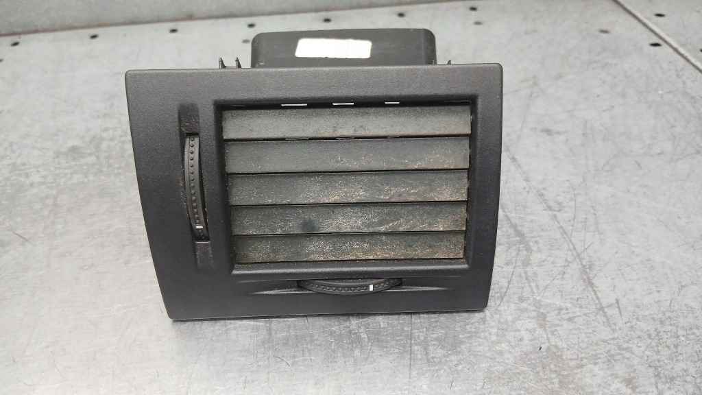 grid air conditioning devices OPEL MERIVA A 464652911