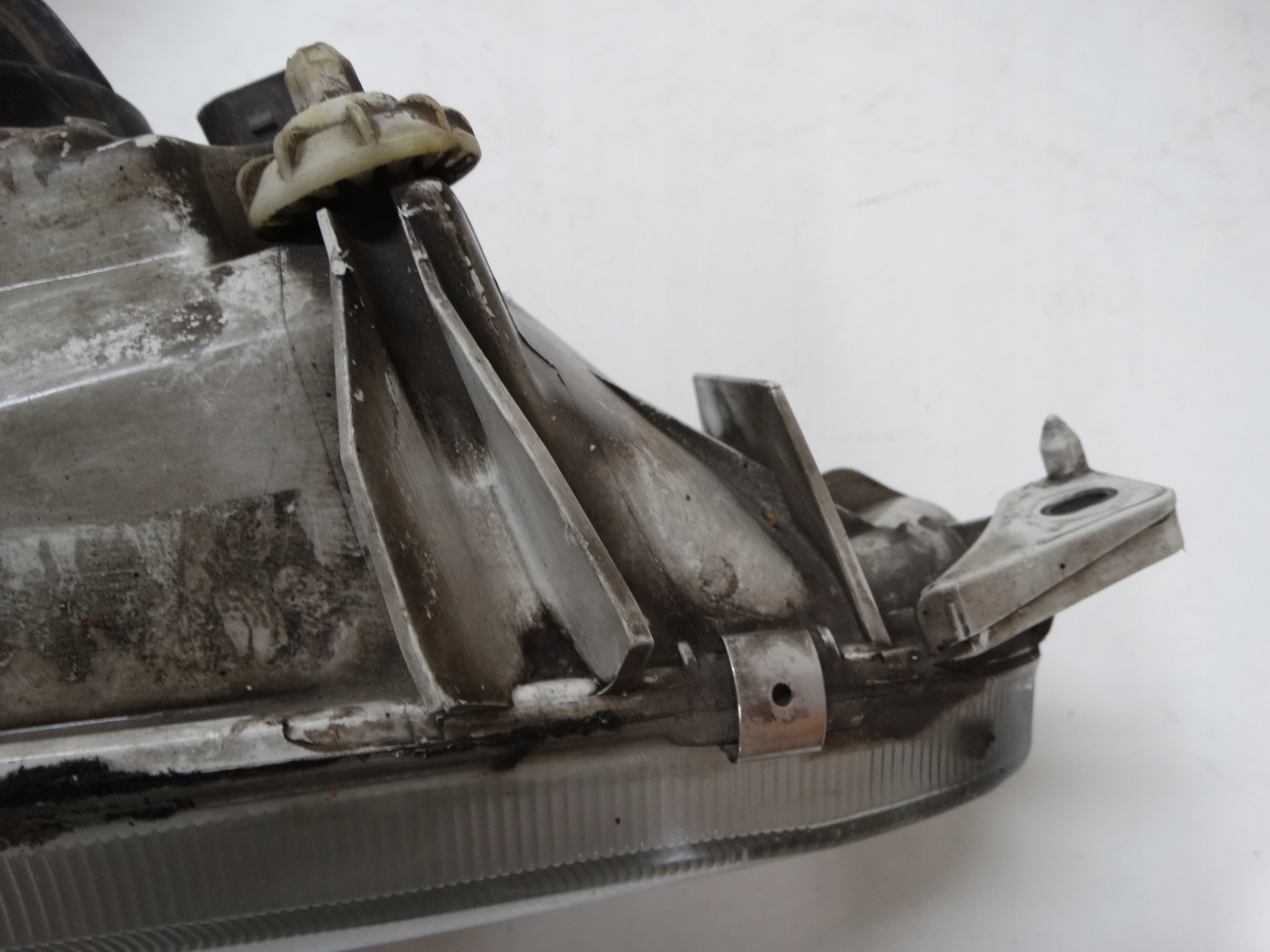 light right front VW GOLF III SATUCNUS 18473R