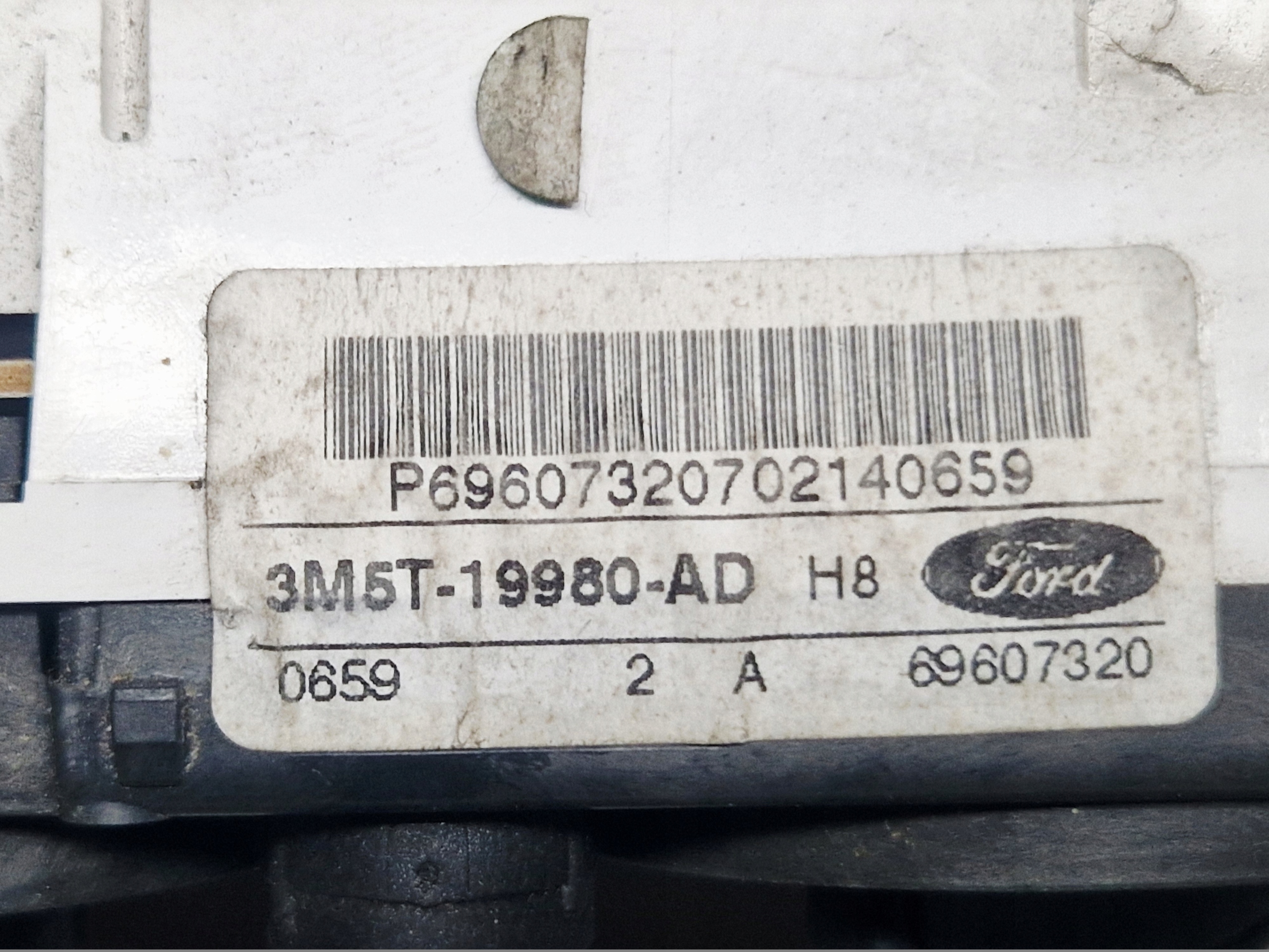 FORD FOCUS MK2 C-MAX MK1 PANEL rešetka ventilacije prekidača klimatizacije 3M5T19980AD