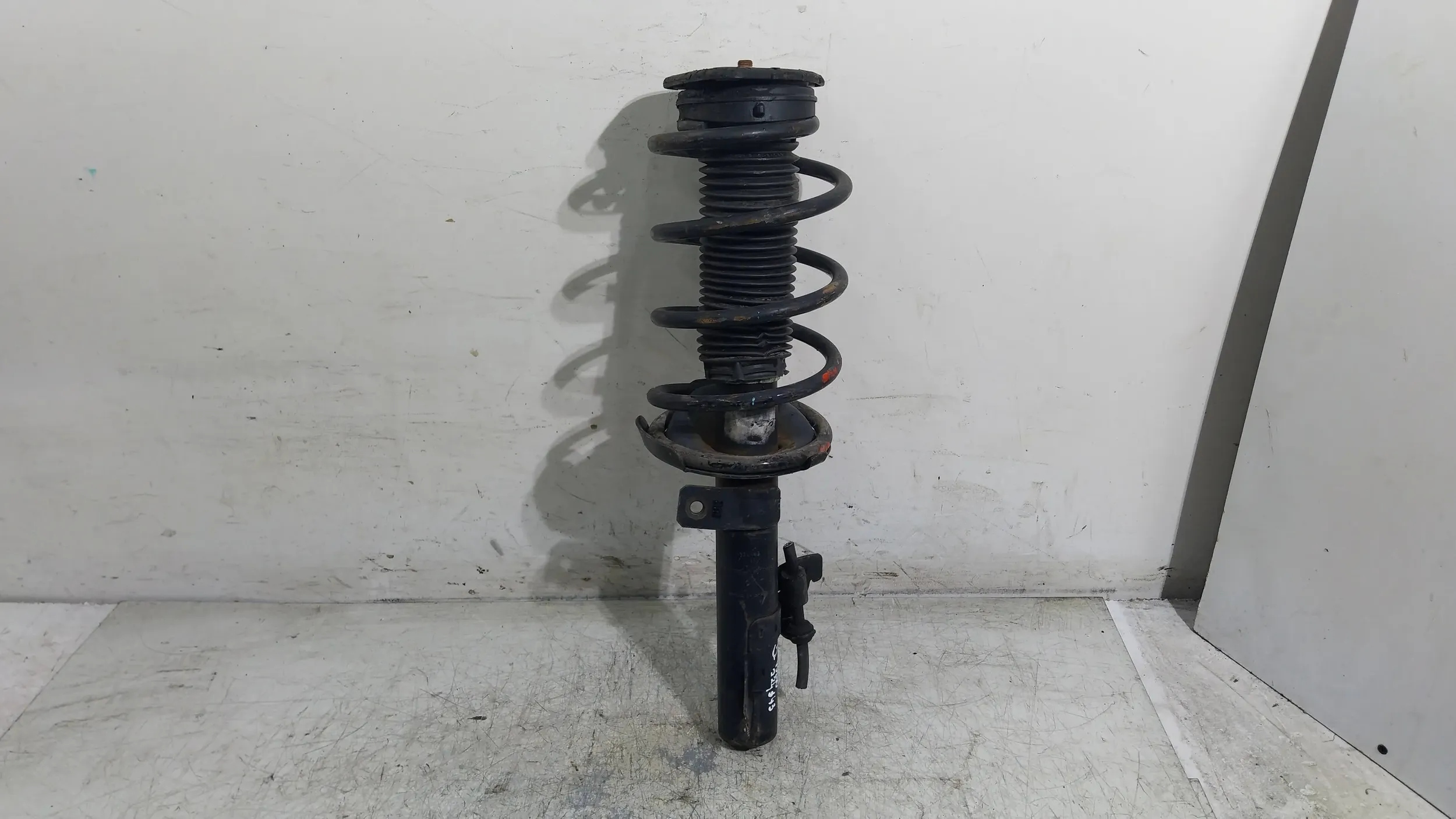 shock absorber front left VOLVO C30 C70 II S40 II V50