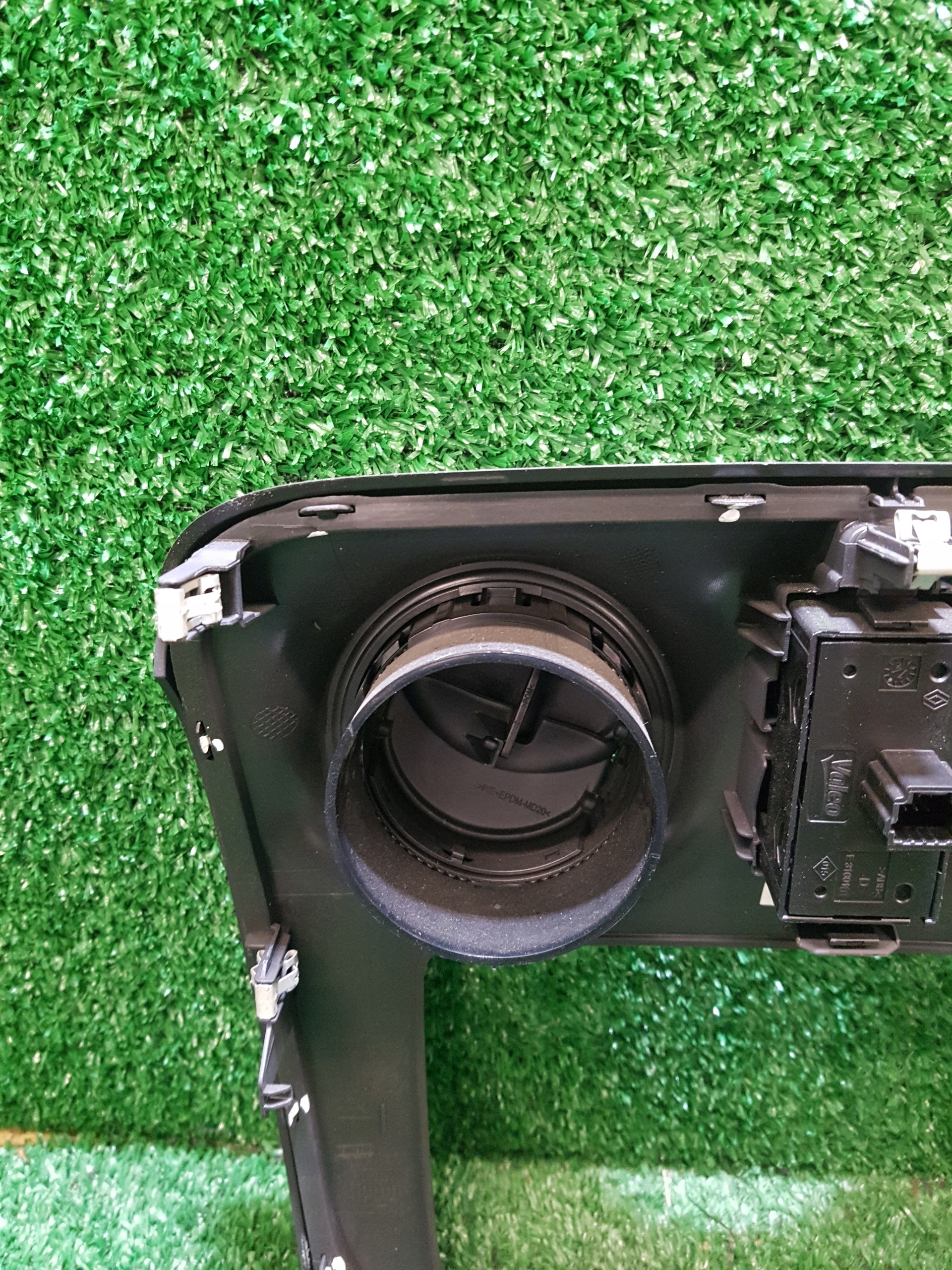 frame RADIA DACIA SANDERO 2 682608729R