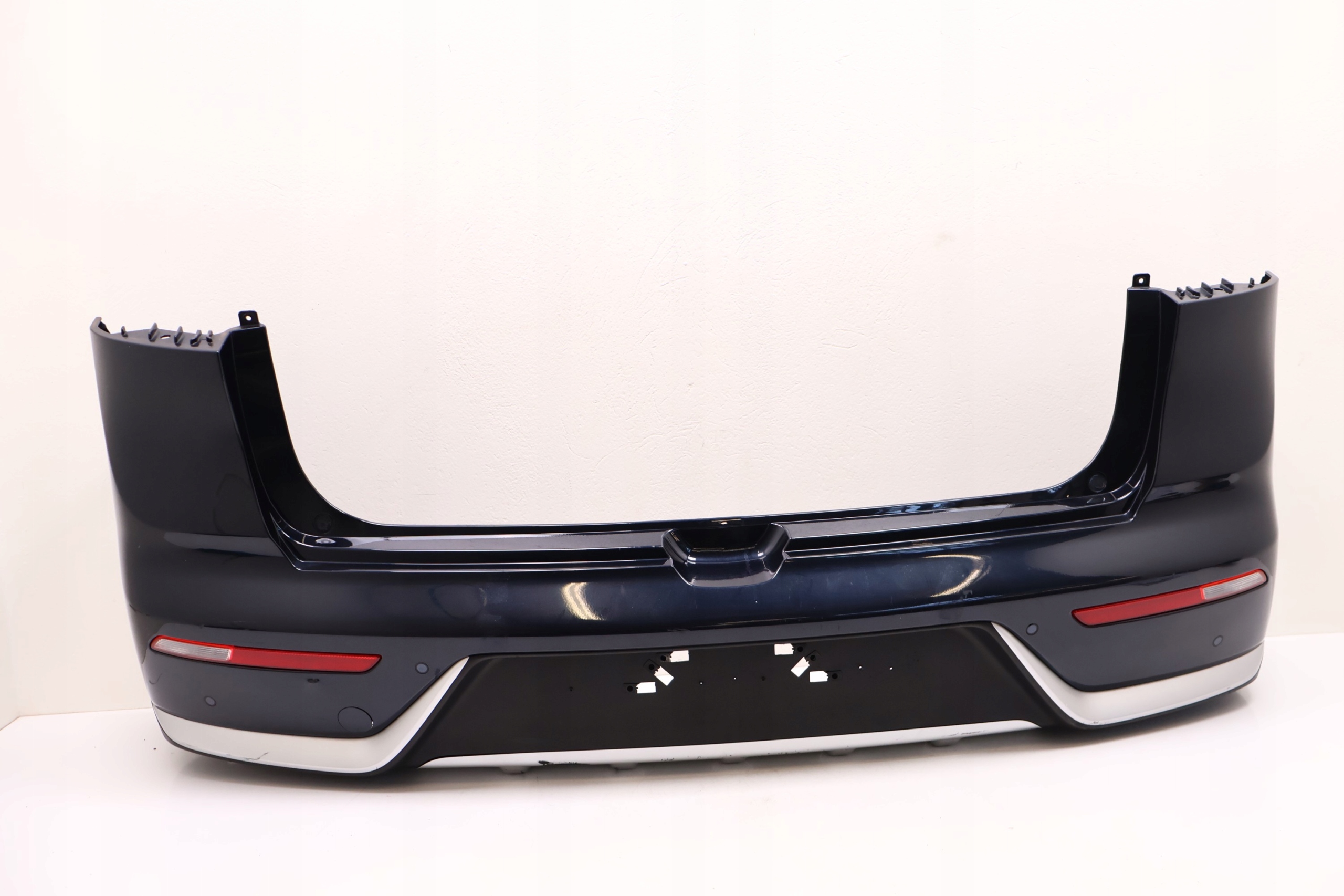 KIA NIRO I ZDERZAK TYŁ