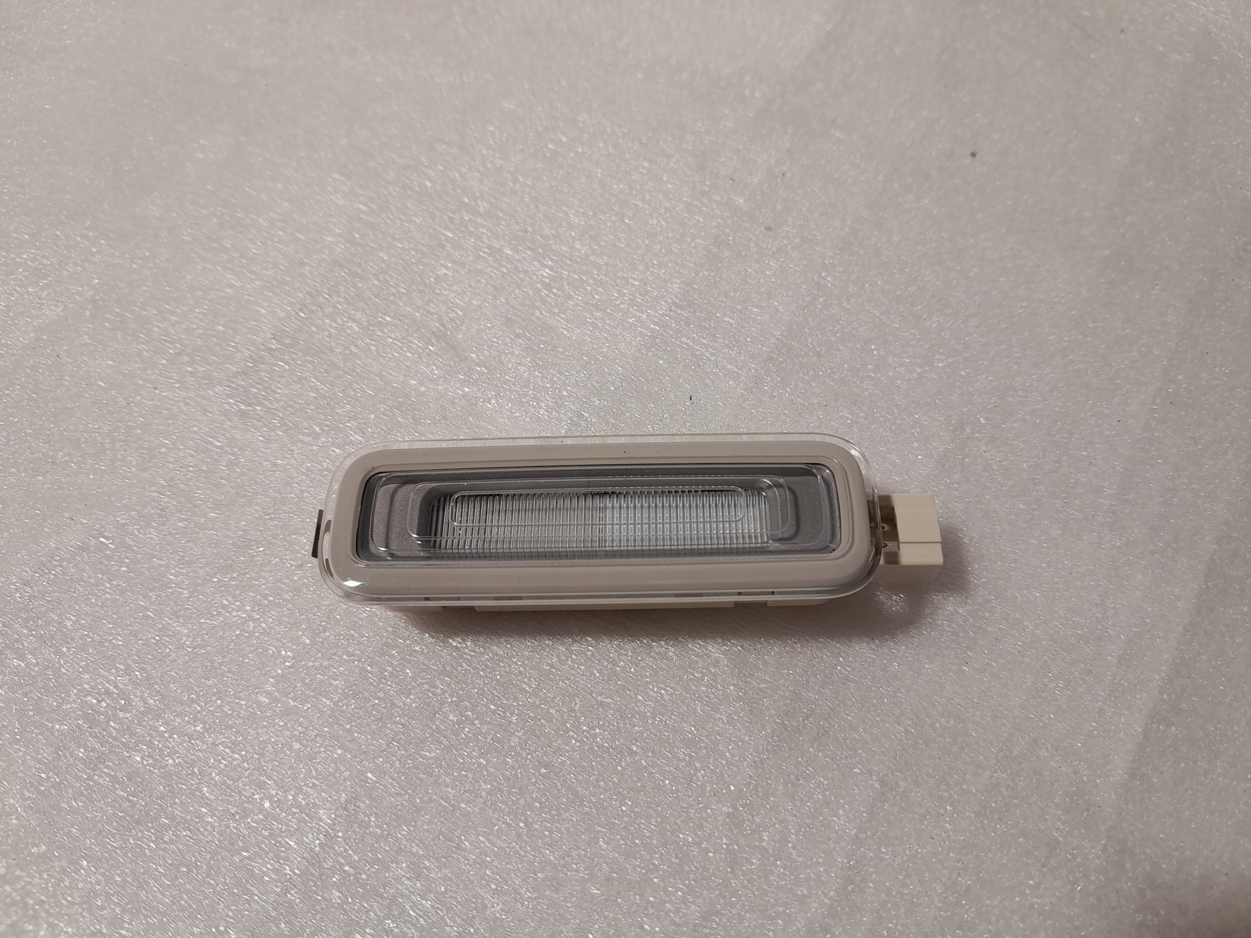 AUDI Q8 4M light OSWIETLENIE inner 4M0947105