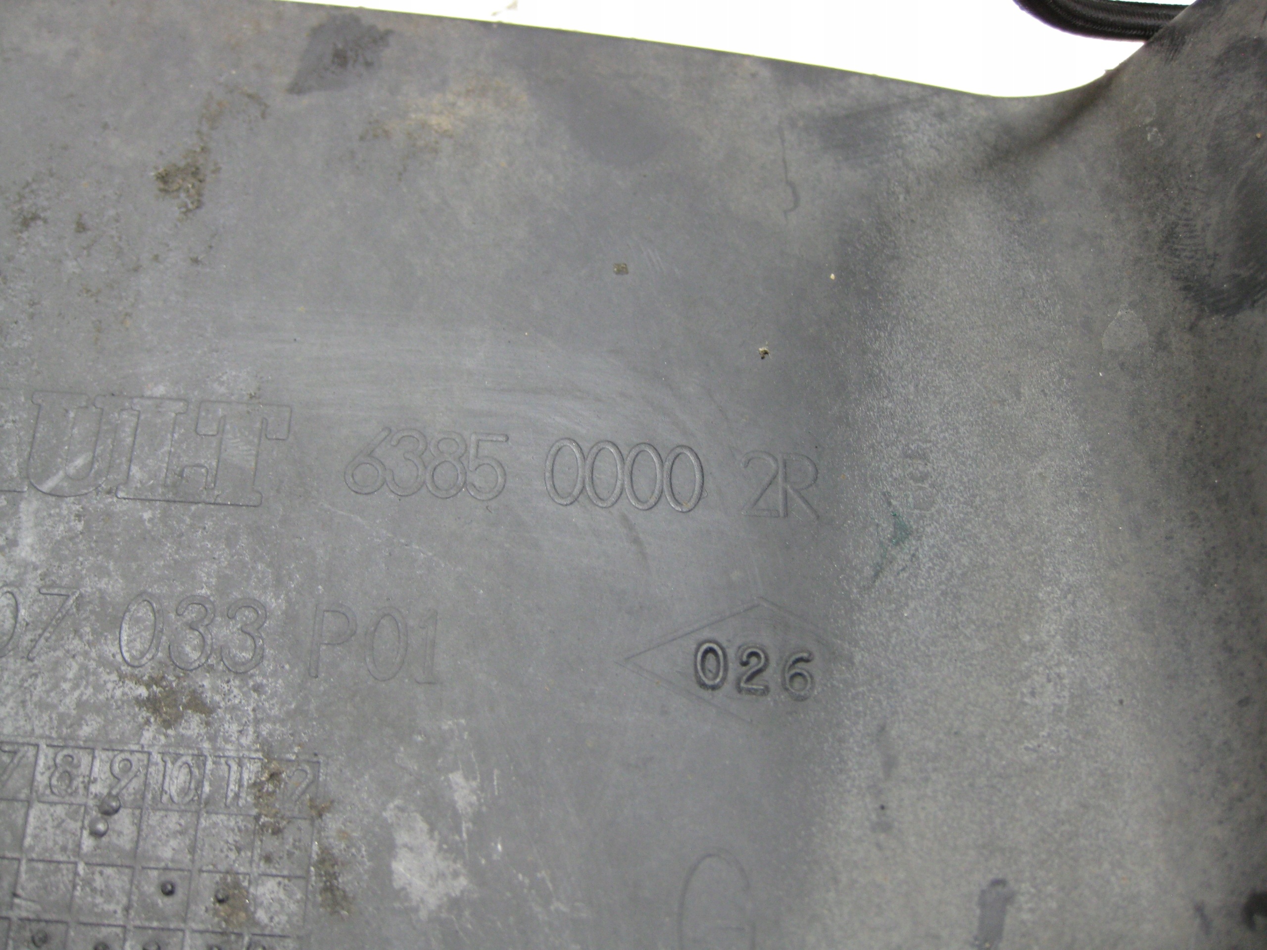 RENAULT MASTER III LIFT mudguard flap left front 638500002R