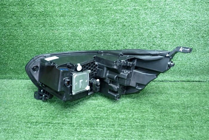RENAULT TRAFIC IV LED PURE VISION reflektor right light right 260102899R