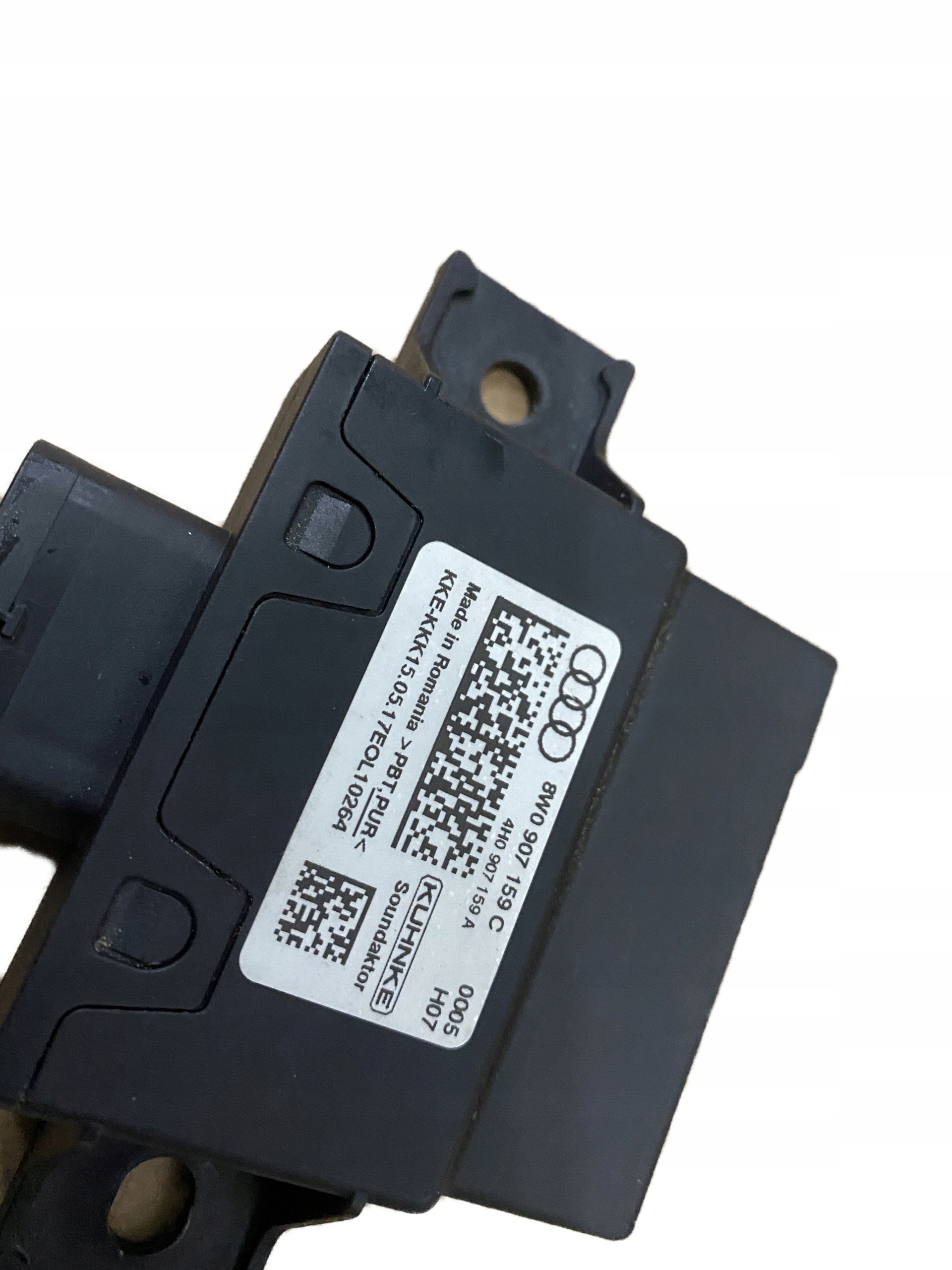 AUDI RS4 RS5 control unit DZWIEKU of the engine 8W0907159C