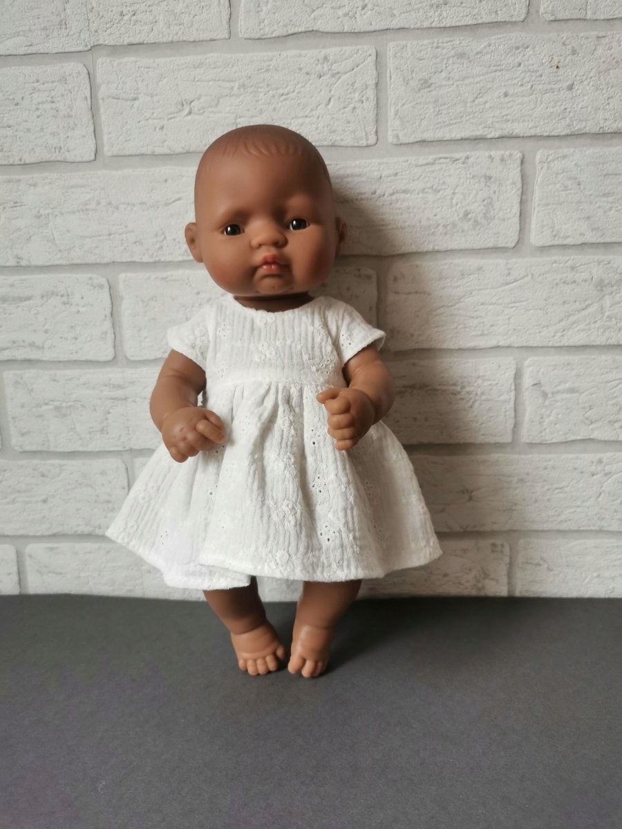 

Olimi, sukienka dla lalki Miniland 32cm, haft