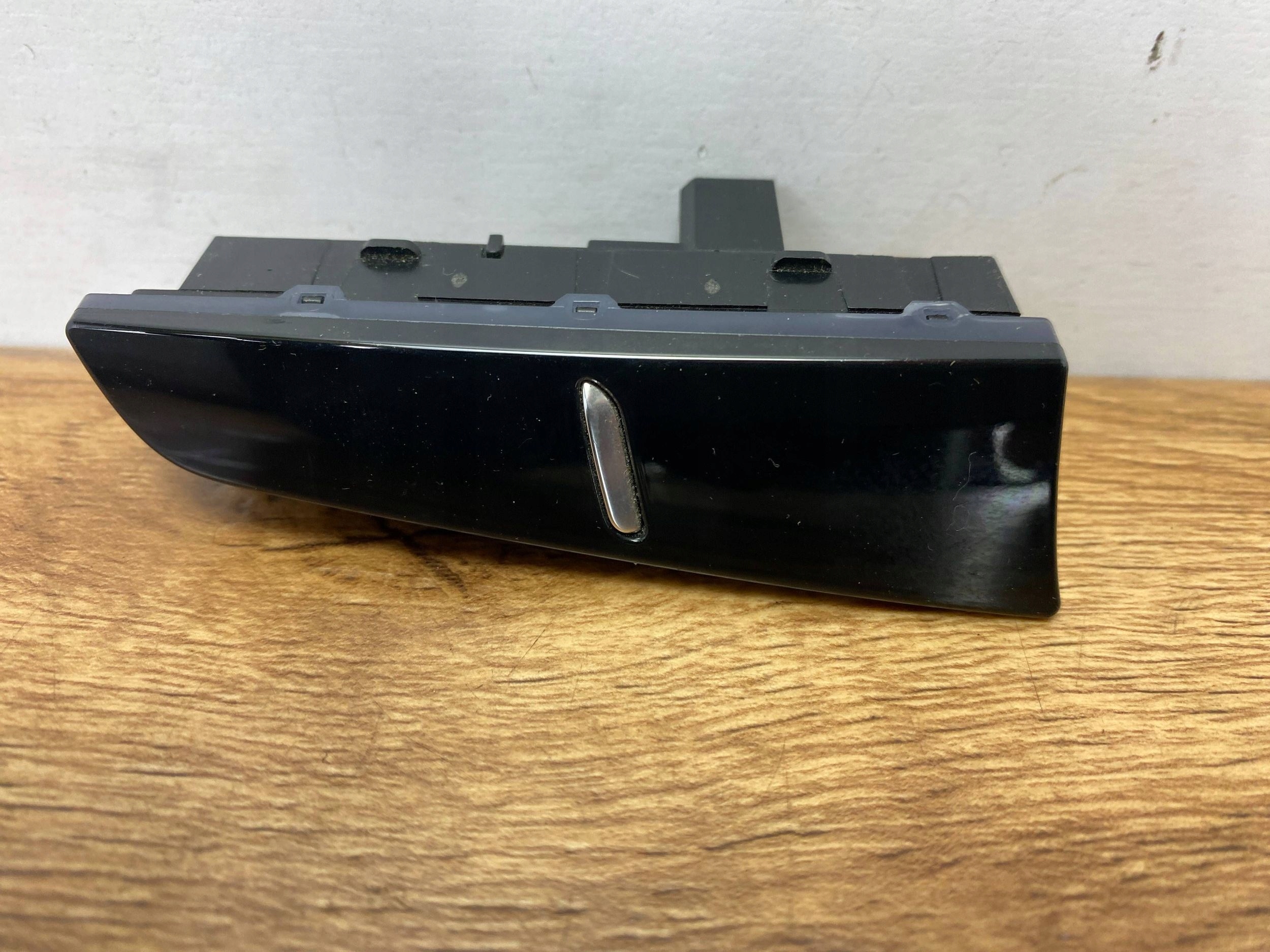 button switch alarm asystenta of the parking Cadillac CTS III 2014+