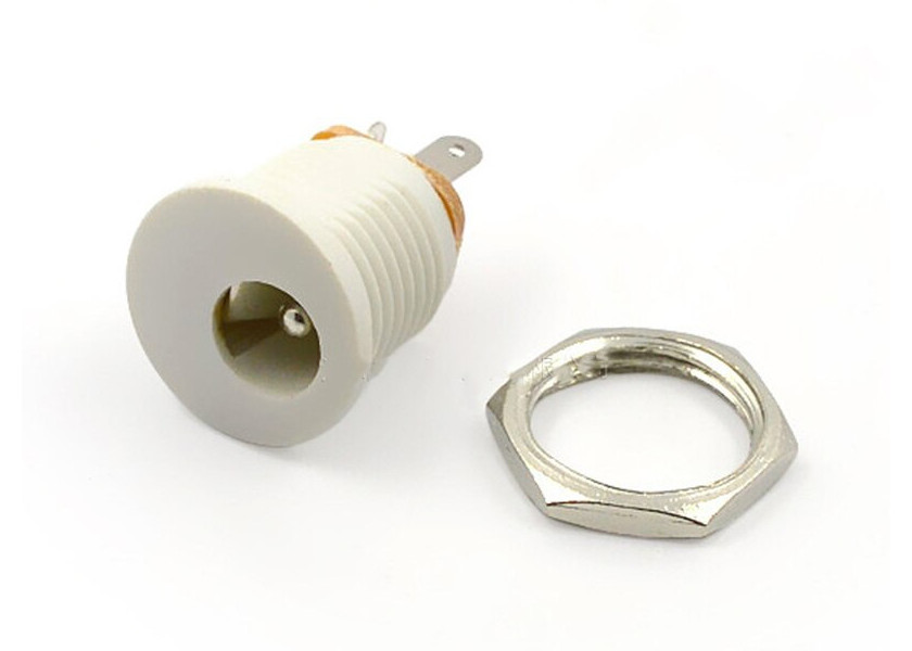 

Gniazdo zasilające DC 2,1/5,5mm do obudowy 2szt