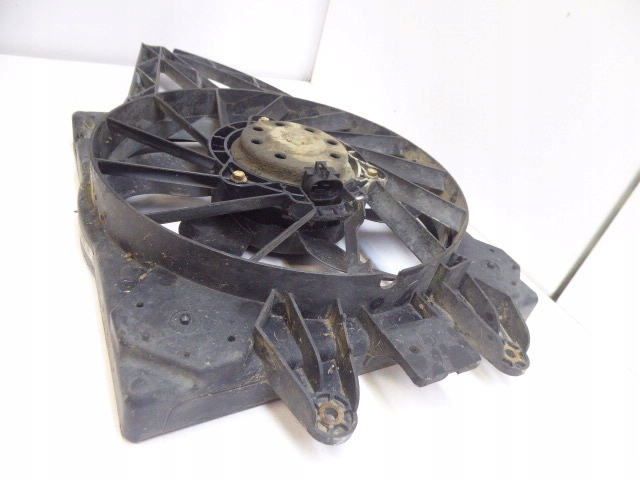 PANDA II 03- WENTYLATOR CHŁODNICY OBUDOWA 1.3 JTD Numer katalogowy części 51764534