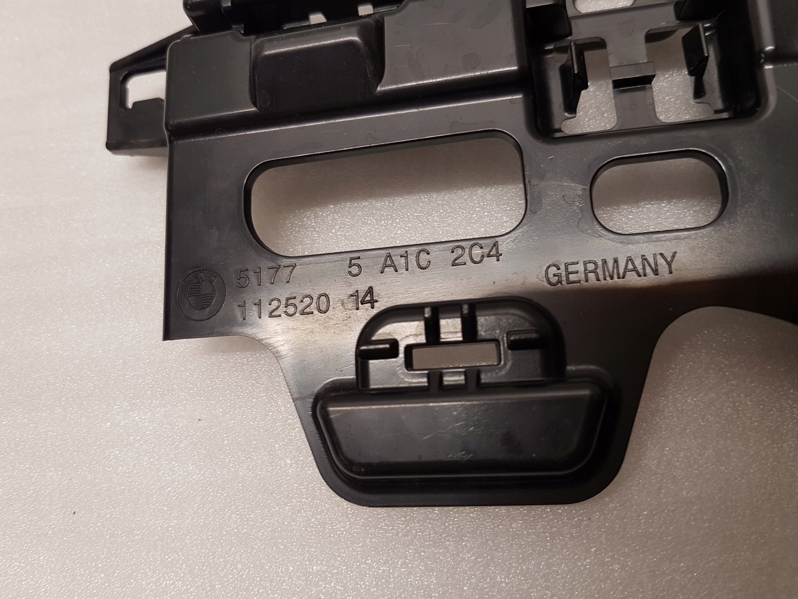 KOMPLET SLIZGOW MOCOWAN MINIGONNE Destra BMW 5 G60 G61 5A1C2C8 5A1C2B8 5A1C2C4