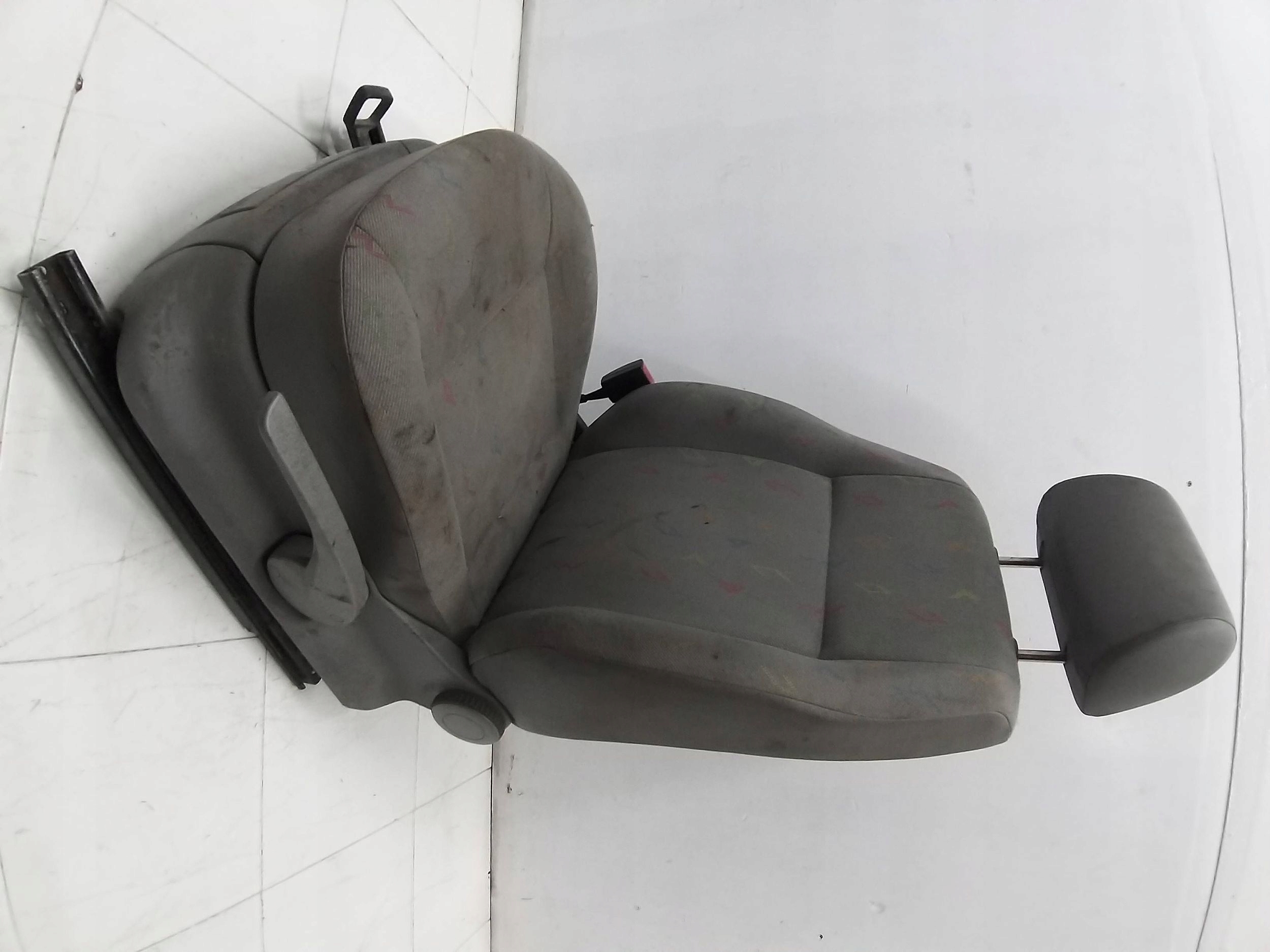 VW CADDY 2K seat driver´s left ZWYKLY 03R