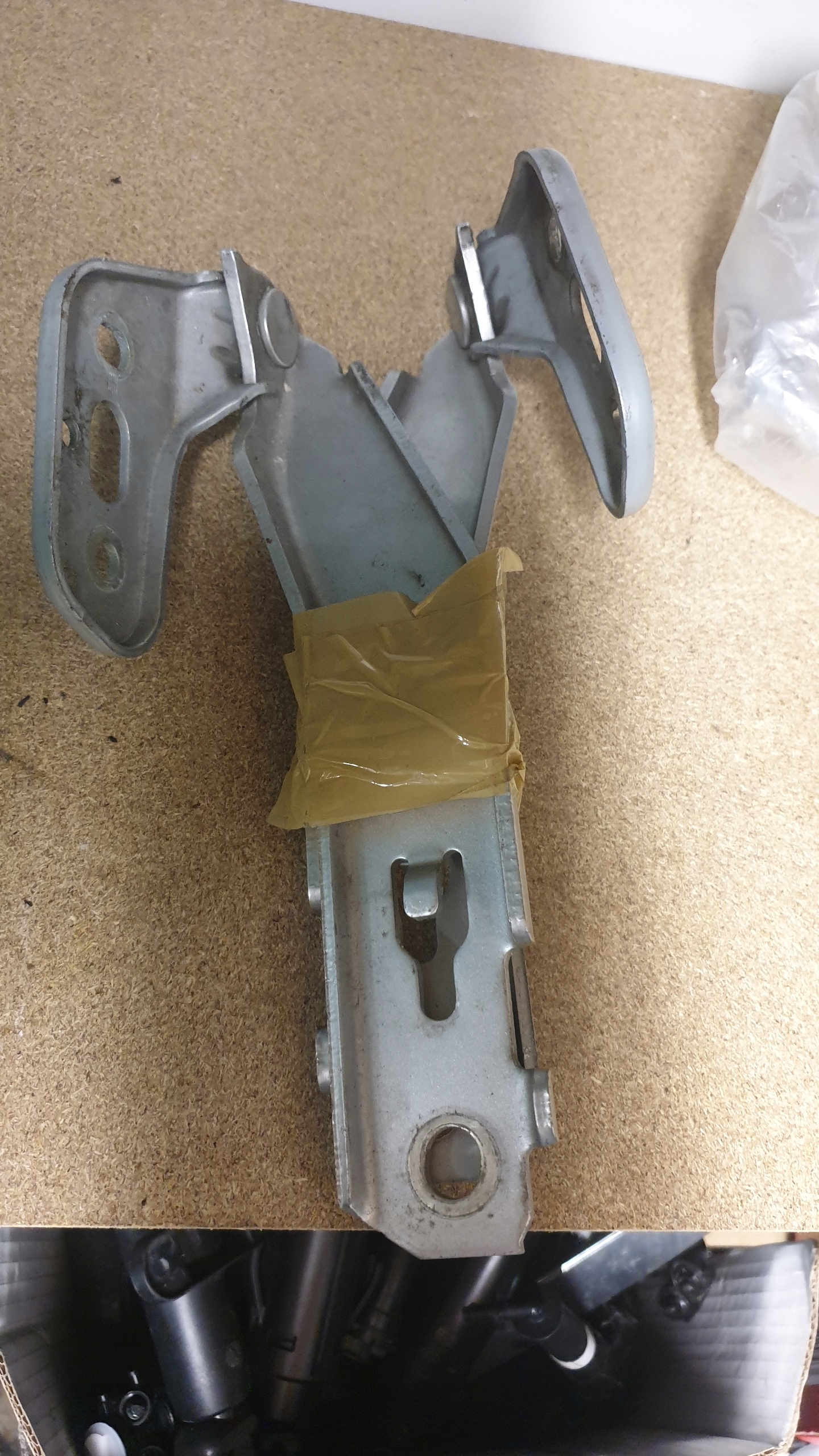 Audi OEf0823302f0823301 петлі капоту