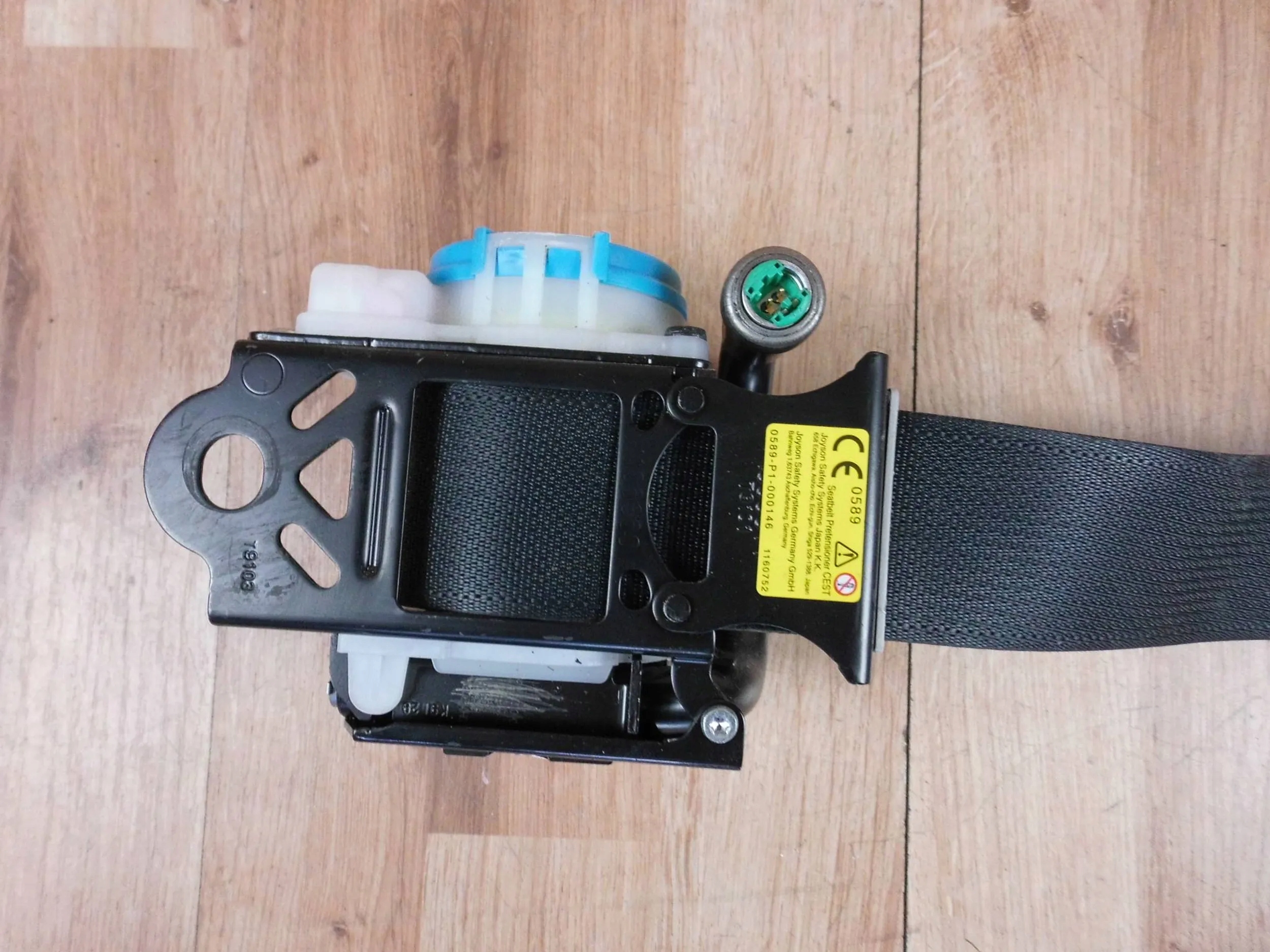 Mazda CX5 II KF 2018+ tension belt safety right front front KB8H TK52